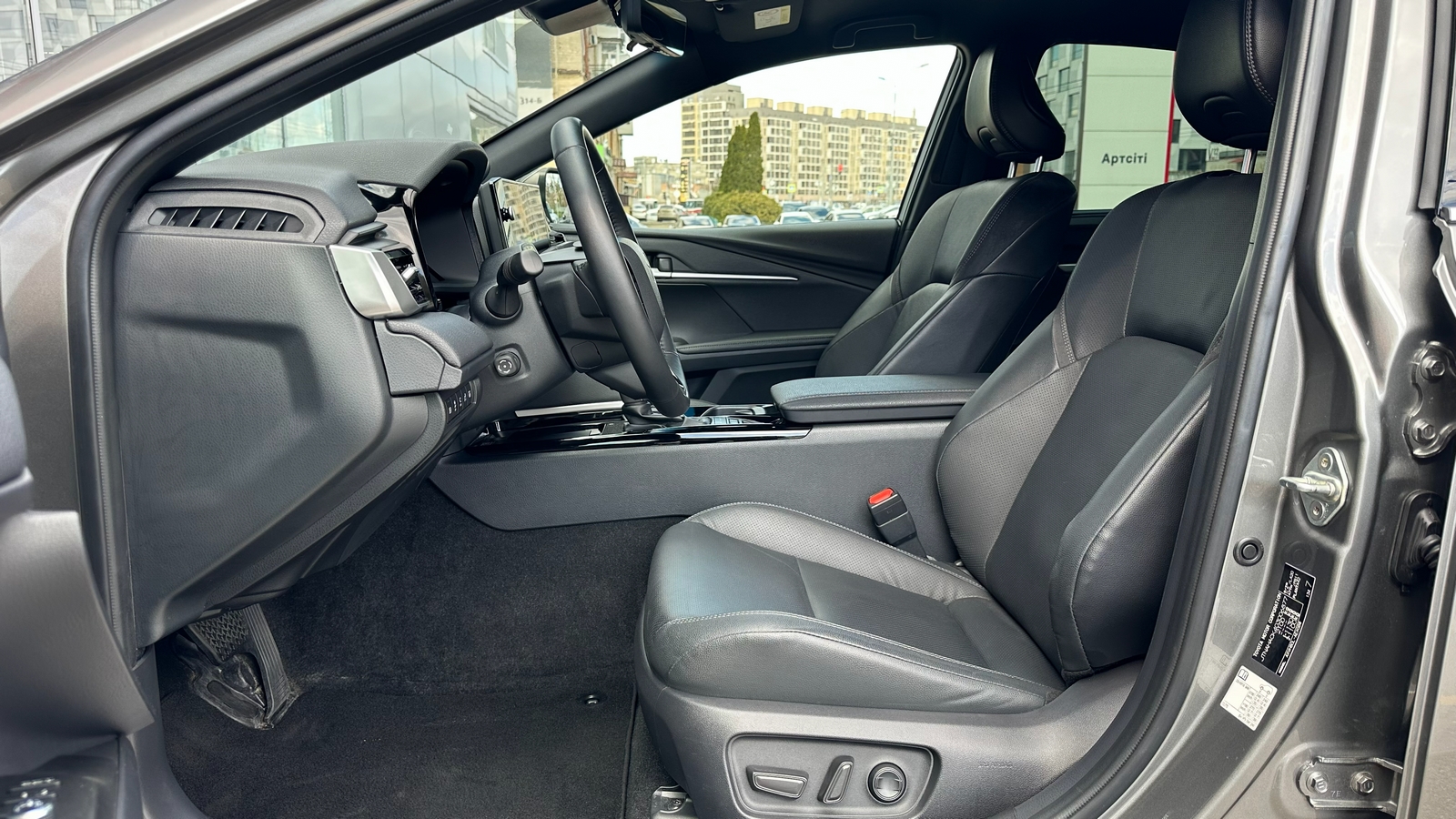 Toyota CAMRY 2024 року з пробігом 23491 км, Седан, Тойота Центр Харків "Артсіті", м.Харків - 2156000 ГРН | Фото № 12