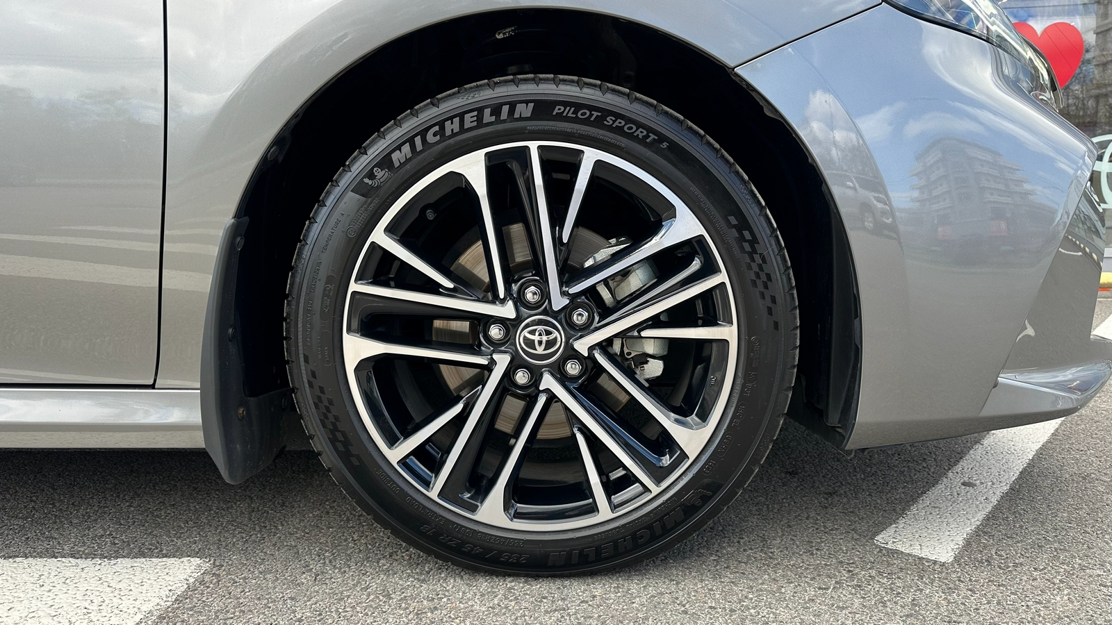 Toyota CAMRY 2024 року з пробігом 23491 км, Седан, Тойота Центр Харків "Артсіті", м.Харків - 2156000 ГРН | Фото № 16