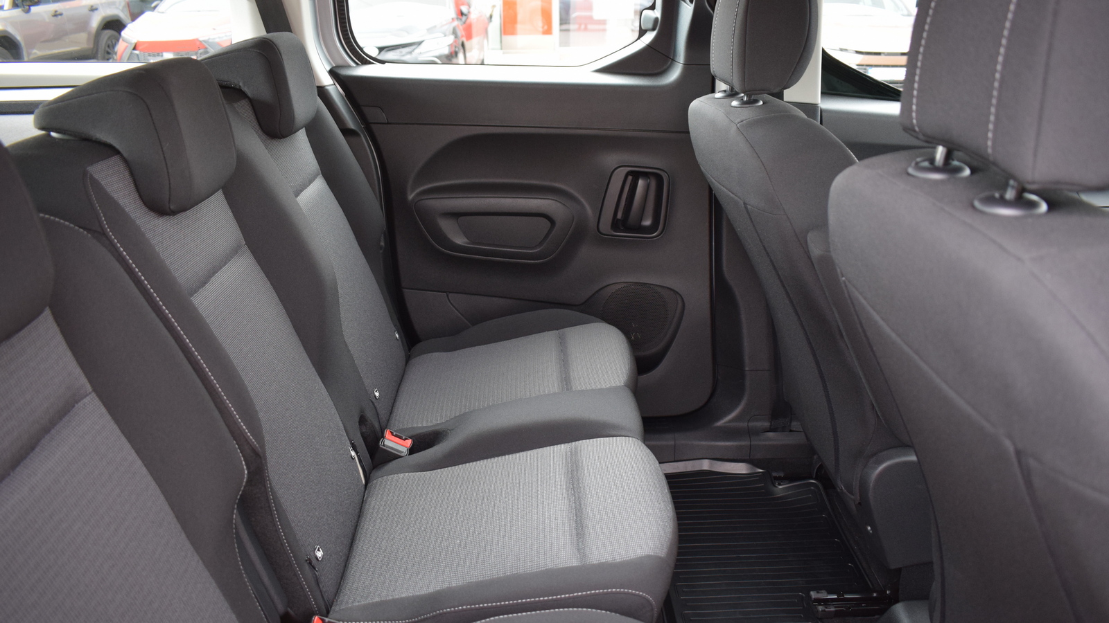Toyota PROACE CITY VERSO 2025 року з пробігом 7210 км, Мінівен, Тойота Центр Житомир "Стар - Кар", м.Житомир - 1258400 ГРН | Фото № 7