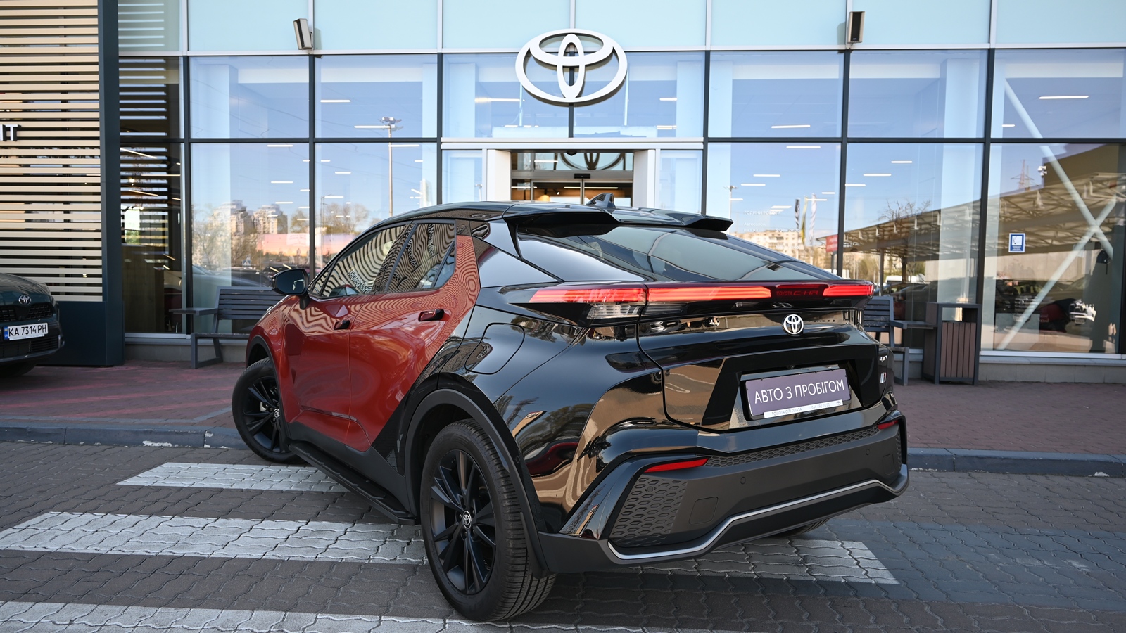 Toyota C-HR 2025 року з пробігом 1346 км, Хетчбек, Тойота Центр Київ "Сіті Плаза", м.Київ - 1781900 ГРН | Фото № 2