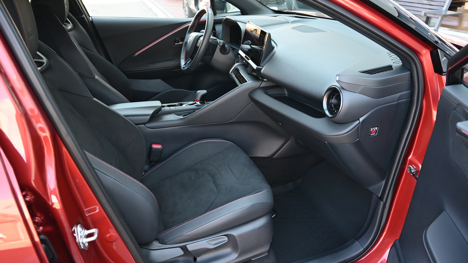 Toyota C-HR 2025 року з пробігом 1346 км, Хетчбек, Тойота Центр Київ "Сіті Плаза", м.Київ - 1781900 ГРН | Фото № 6