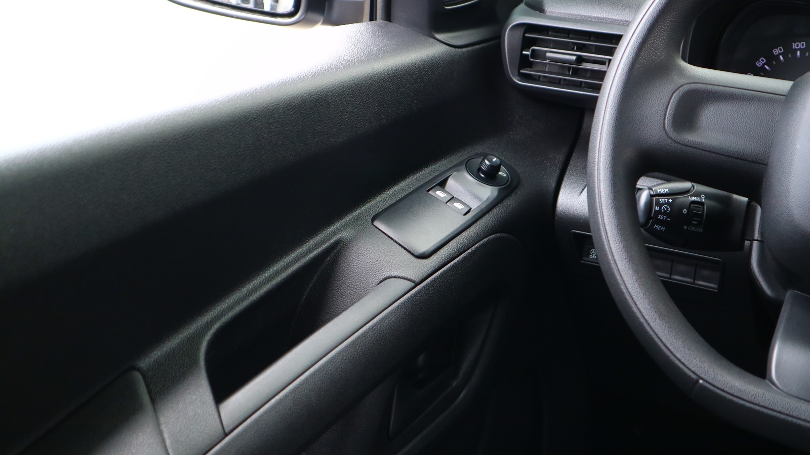 Toyota PROACE CITY VERSO 2021 року з пробігом 151616 км, Універсал, Тойота Центр Київ "Автосаміт Укравто Столичне", м.Київ - 828000 ГРН | Фото № 17