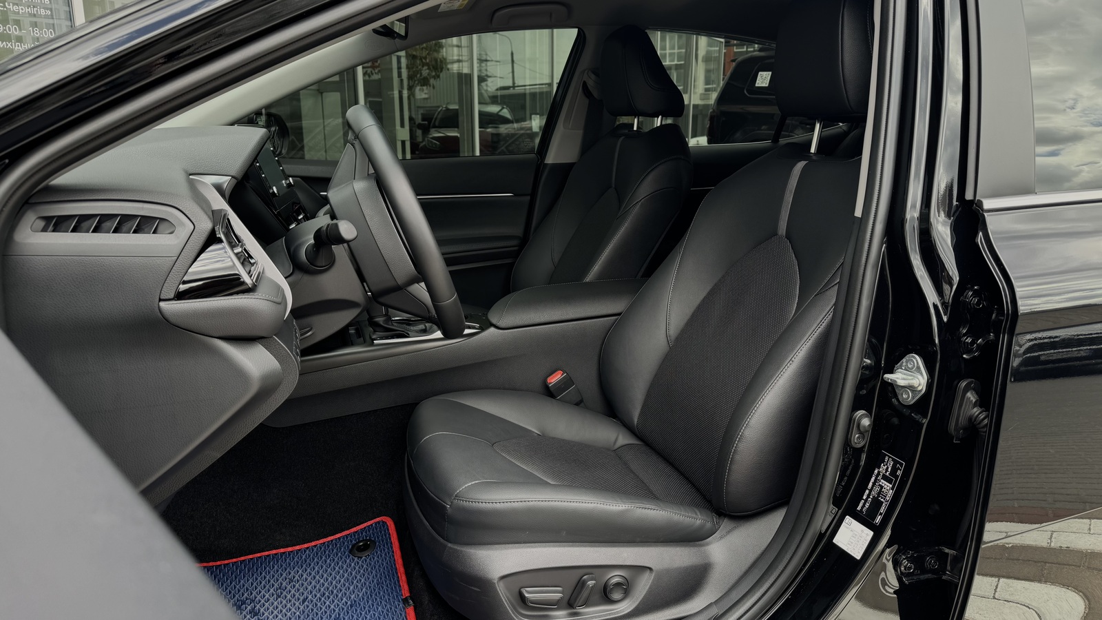 Toyota CAMRY 2023 року з пробігом 11225 км, Седан, Тойота Центр Чернігів "Соллі-Плюс", м.Чернігів - 1460000 ГРН | Фото № 12