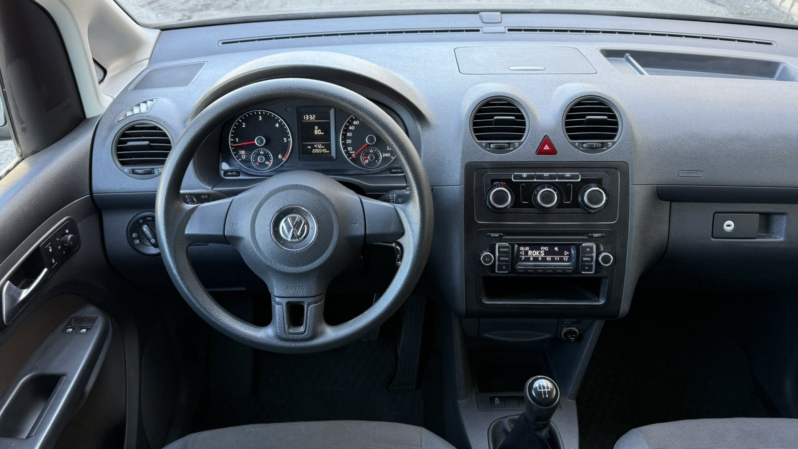 Інші авто VOLKSWAGEN Caddy 2013 року з пробігом 226150 км, Універсал, Тойота Центр Київ "Автосаміт Укравто", м.Київ - 578000 ГРН | Фото № 9