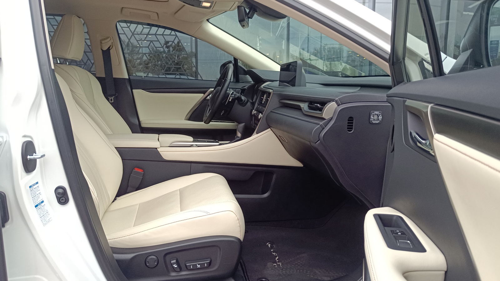 Lexus RX 2021 року з пробігом 25253 км, Універсал, Лексус Київ Захід, м.Київ - 2460000 ГРН | Фото № 6