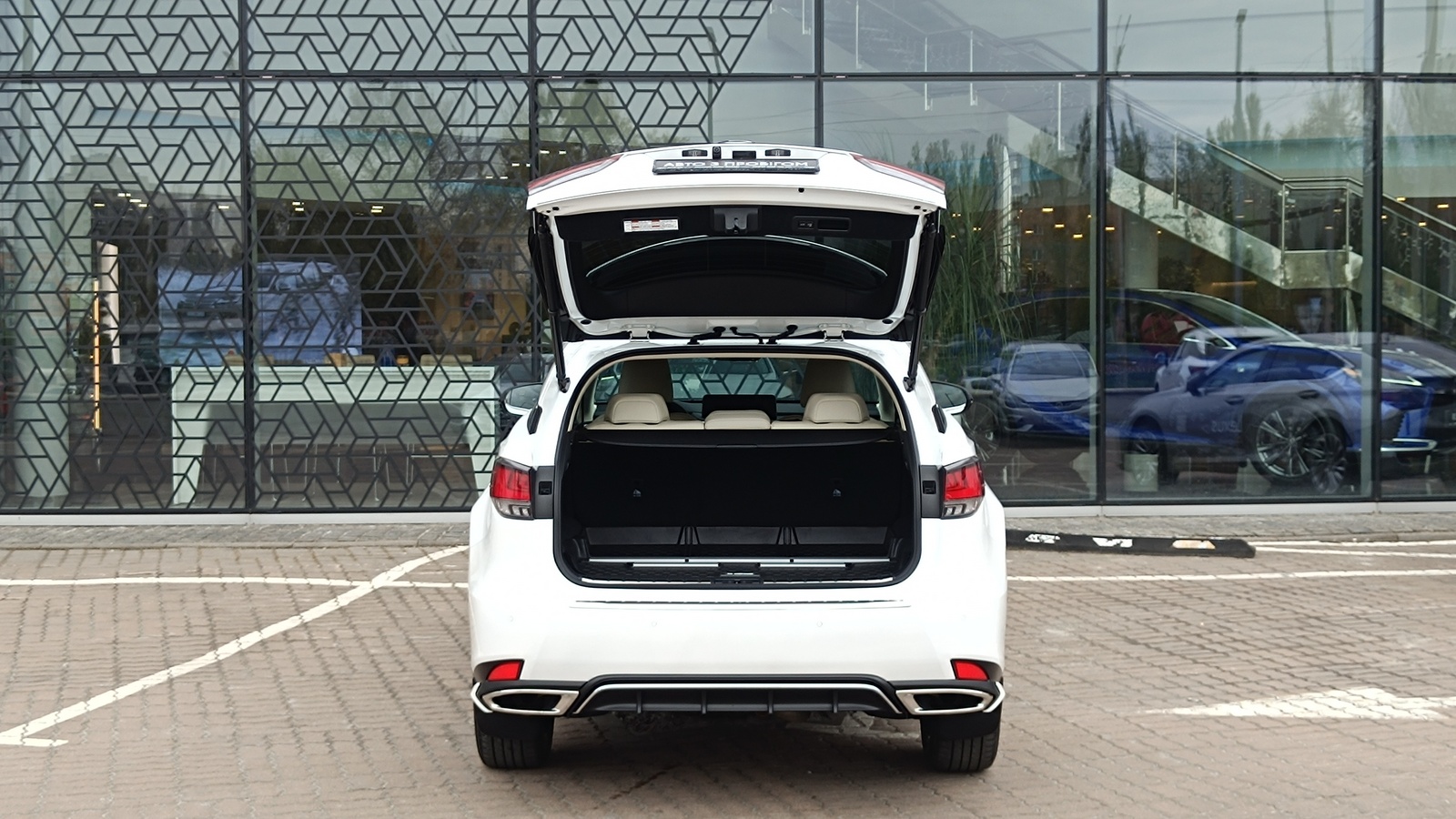 Lexus RX 2021 року з пробігом 25253 км, Універсал, Лексус Київ Захід, м.Київ - 2460000 ГРН | Фото № 10