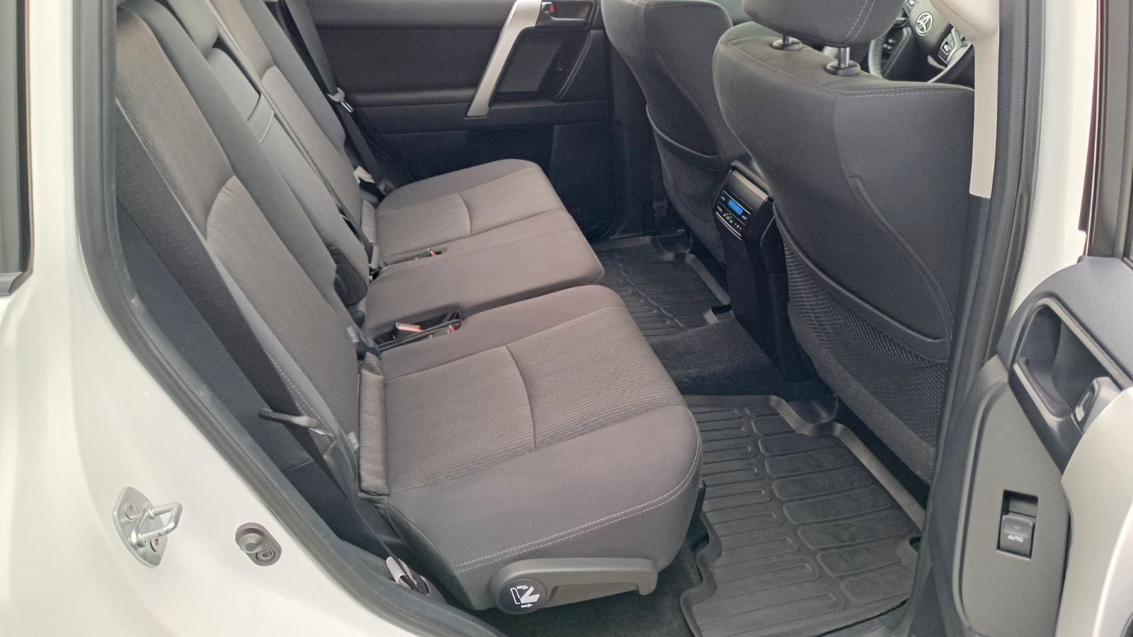 Toyota LAND CRUISER PRADO 2023 року з пробігом 18526 км, Універсал, Тойота Центр Київ «ВІДІ Аеропорт», м.Київ - 2300000 ГРН | Фото № 7