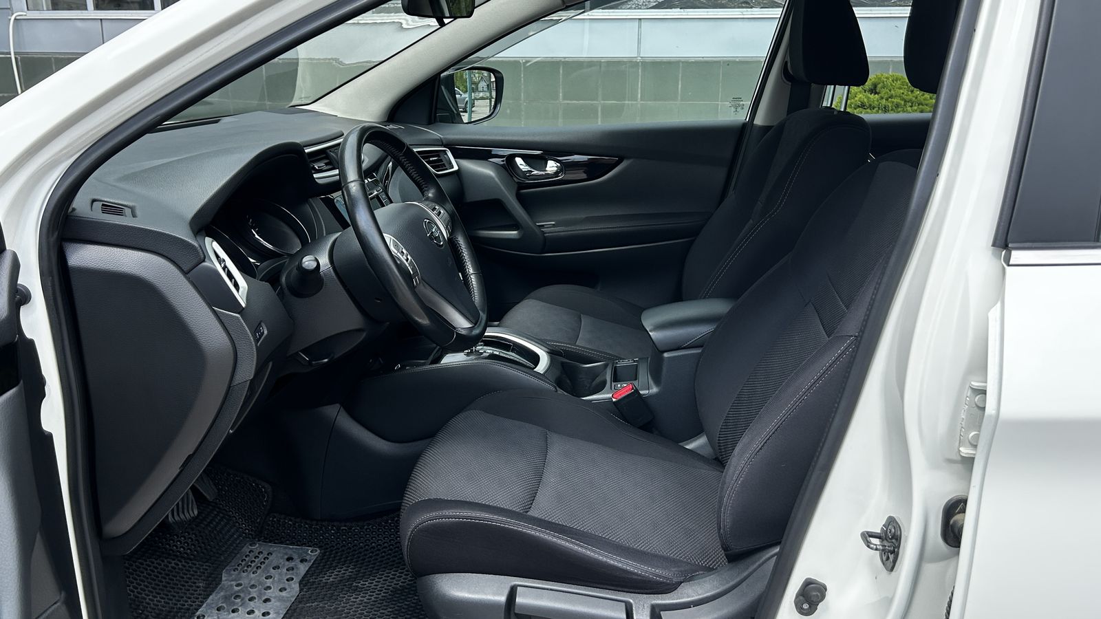 Інші авто NISSAN QASHQAI 2017 року з пробігом 116195 км, Універсал, Тойота Центр Чернівці "Олімп-Моторс", м.Чернівці - 570000 ГРН | Фото № 12