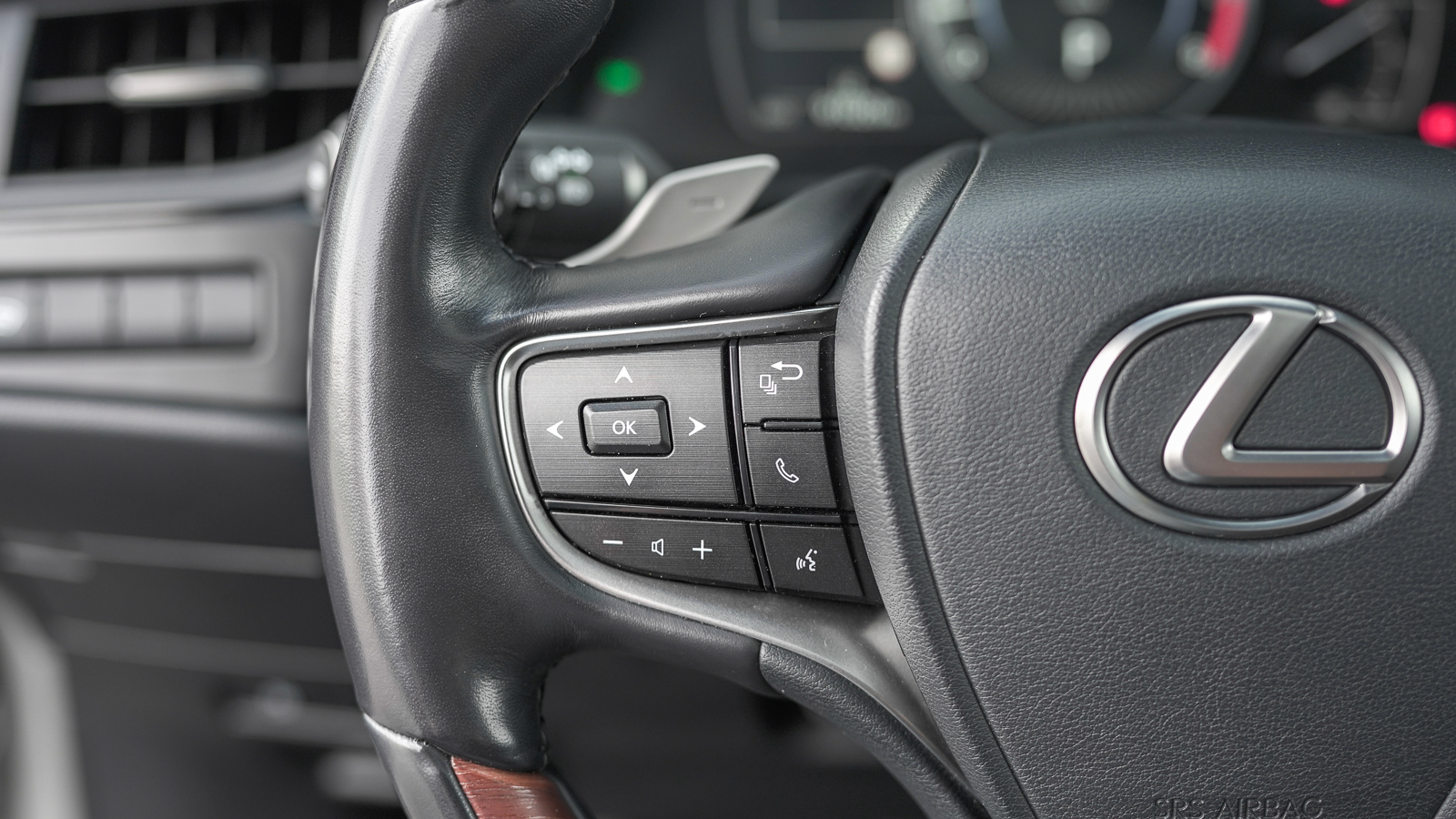 Lexus ES 2021 року з пробігом 91017 км, Седан, Лексус Львів, м.Львів - 1411200 ГРН | Фото № 21