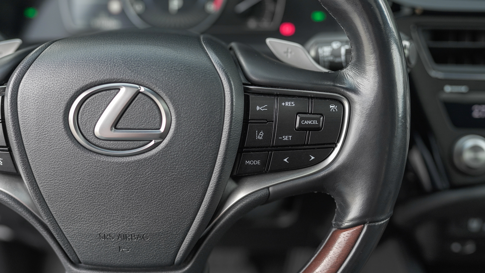 Lexus ES 2021 року з пробігом 91017 км, Седан, Лексус Львів, м.Львів - 1411200 ГРН | Фото № 22