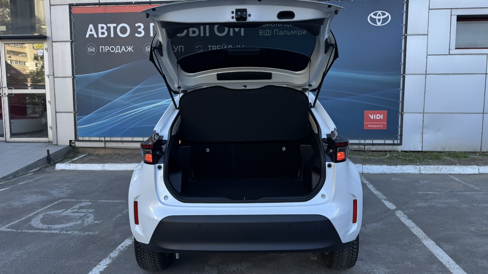 Toyota YARIS CROSS 2023 року з пробігом 62656 км, Хетчбек, Тойота Центр Одеса "ВіДі Пальміра", м.Одеса - 1160000 ГРН | Фото № 10