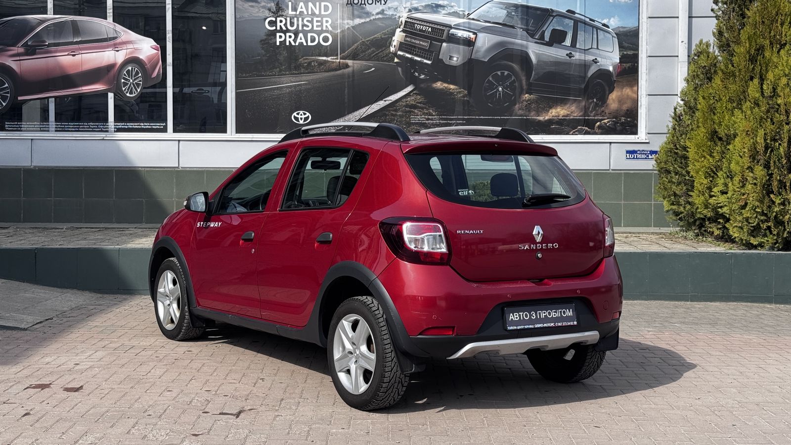 Інші авто RENAULT Stepway 2014 року, Хетчбек, Тойота Центр Чернівці "Олімп-Моторс", м.Чернівці | Фото № 2 Інші авто RENAULT Stepway 2014 року з пробігом 132342 км, Хетчбек, Тойота Центр Чернівці "Олімп-Моторс", м.Чернівці - 350000 ГРН | Фото № 2