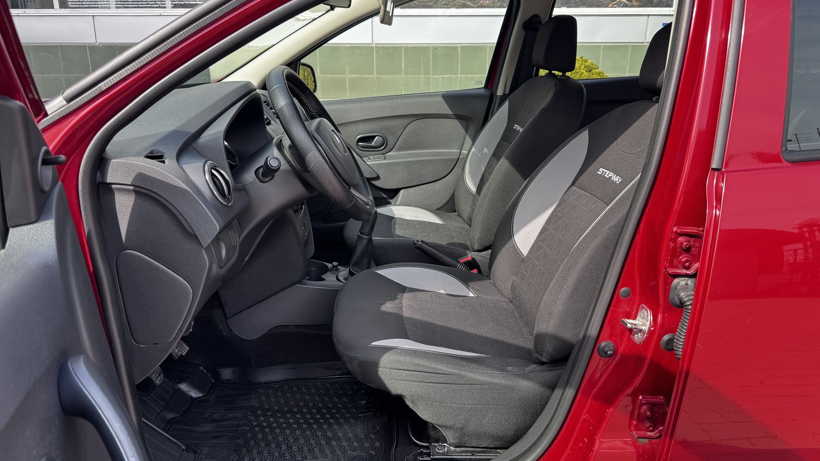 Інші авто RENAULT Stepway 2014 року, Хетчбек, Тойота Центр Чернівці "Олімп-Моторс", м.Чернівці | Фото № 12 Інші авто RENAULT Stepway 2014 року з пробігом 132342 км, Хетчбек, Тойота Центр Чернівці "Олімп-Моторс", м.Чернівці - 350000 ГРН | Фото № 12
