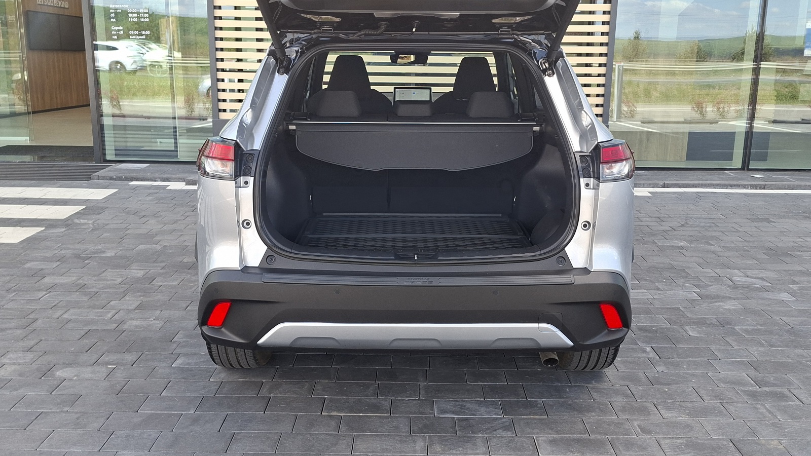 Toyota COROLLA CROSS 2024 року з пробігом 23611 км, Універсал, Тойота Центр Ужгород "Карат Мотор", м.Ужгородський район, с. Баранинці - 1450000 ГРН | Фото № 10