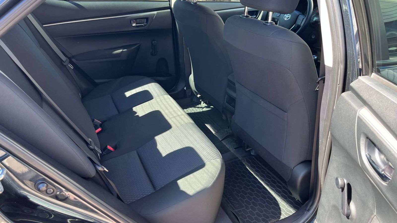 Toyota COROLLA 2014 року з пробігом 85997 км, Седан, Тойота Центр Хмельницький "Гранд Мотор", м.Хмельницький - 462000 ГРН | Фото № 7