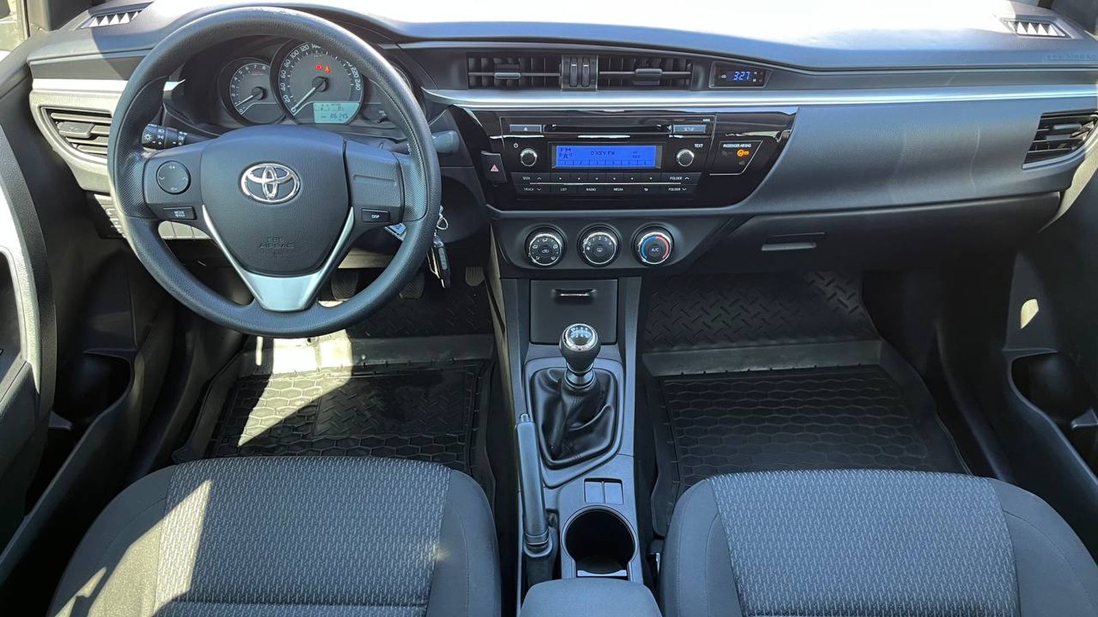 Toyota COROLLA 2014 року з пробігом 85997 км, Седан, Тойота Центр Хмельницький "Гранд Мотор", м.Хмельницький - 462000 ГРН | Фото № 8