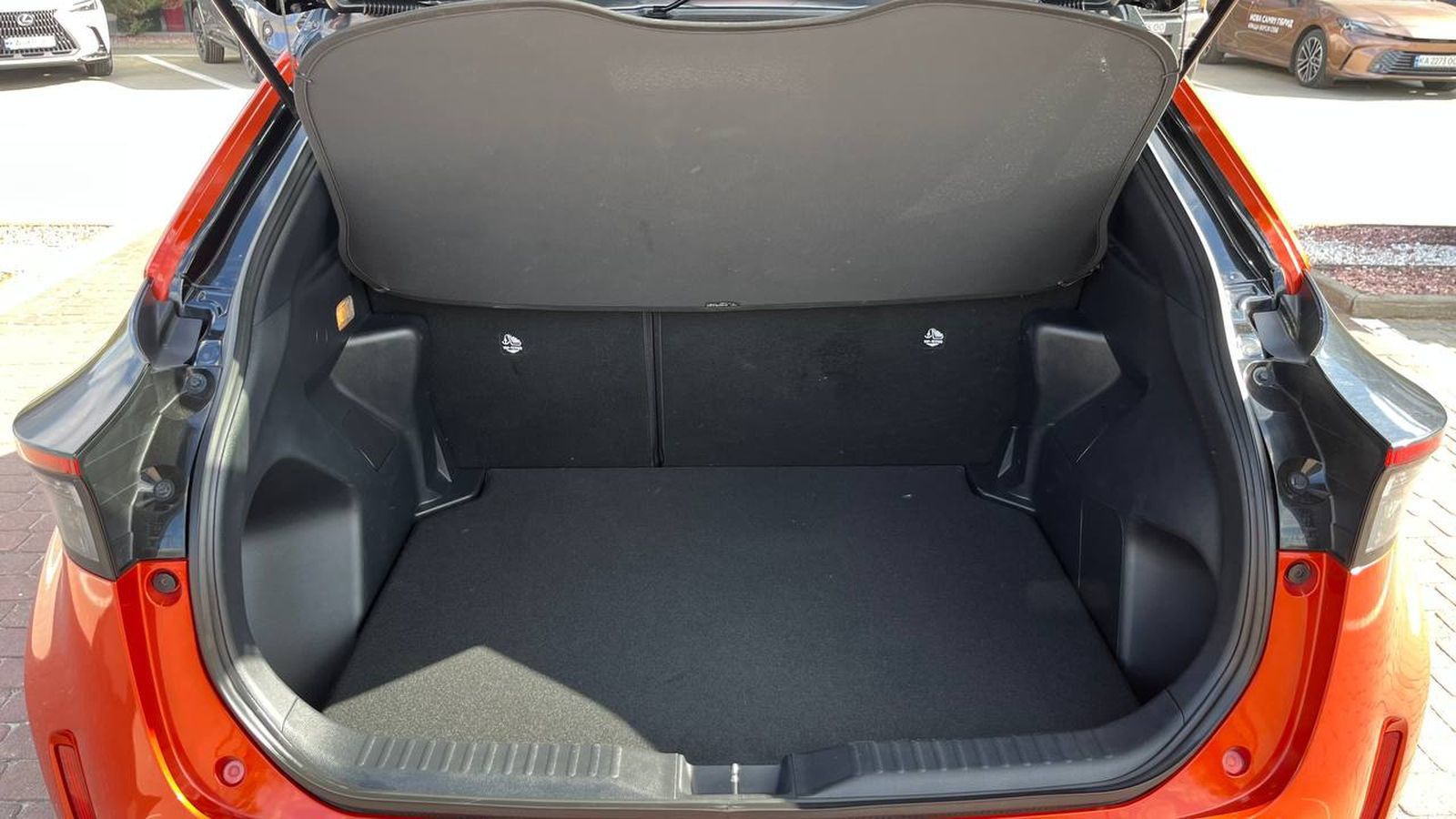 Toyota YARIS CROSS 2023 року з пробігом 39454 км, Хетчбек, Тойота Центр Хмельницький "Гранд Мотор", м.Хмельницький - 1218000 ГРН | Фото № 10