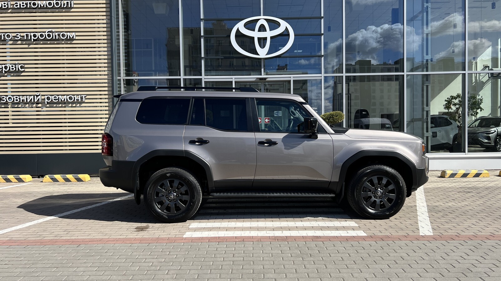 Toyota LAND CRUISER PRADO 2025 року з пробігом 10127 км, Універсал, Тойота Центр Чернігів "Соллі-Плюс", м.Чернігів - 2820000 ГРН | Фото № 16
