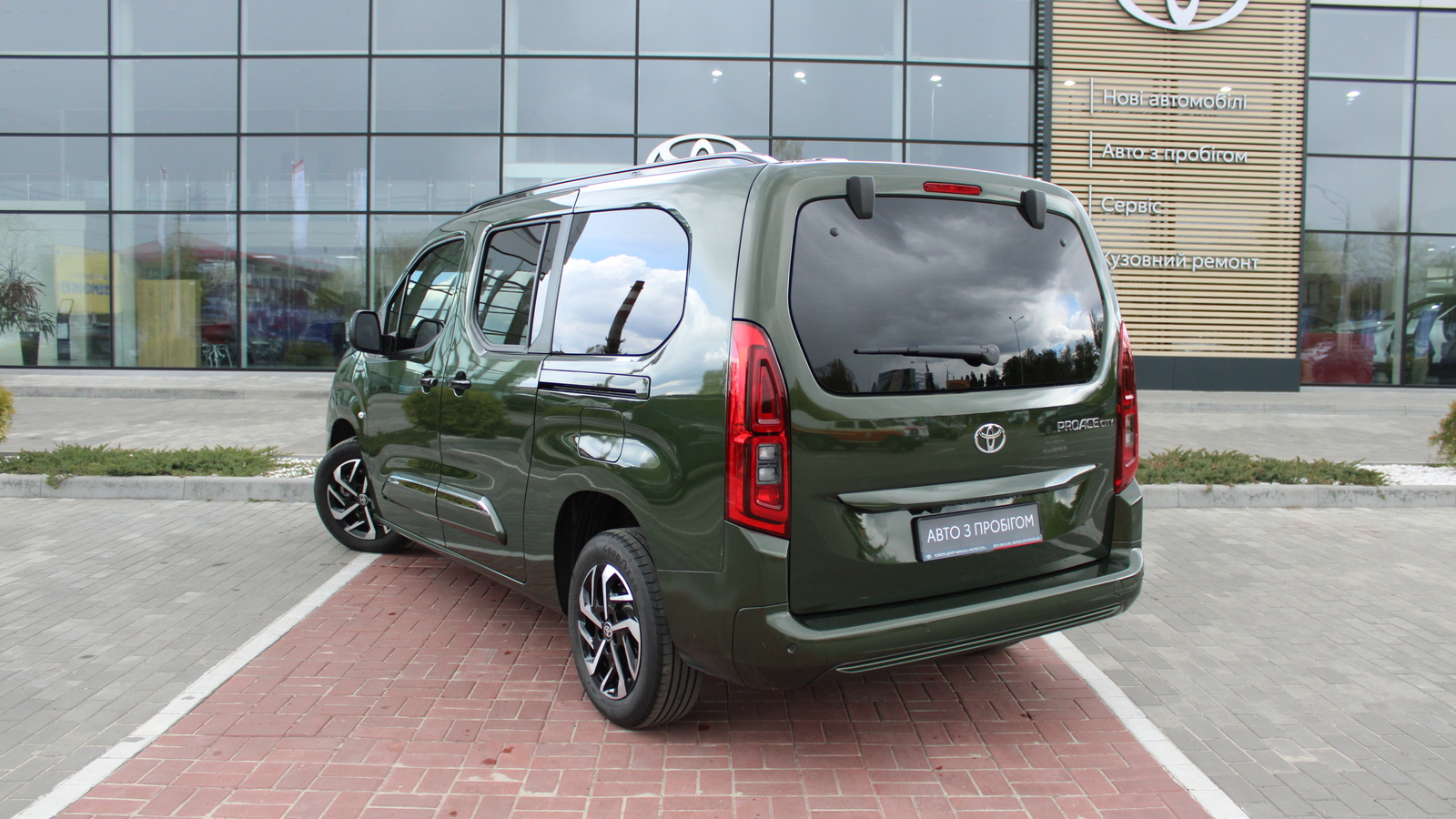 Toyota PROACE CITY VERSO 2025 року з пробігом 14571 км, Універсал, Тойота Центр Черкаси "Мотор Сіті", м.Черкаси - 1395000 ГРН | Фото № 2