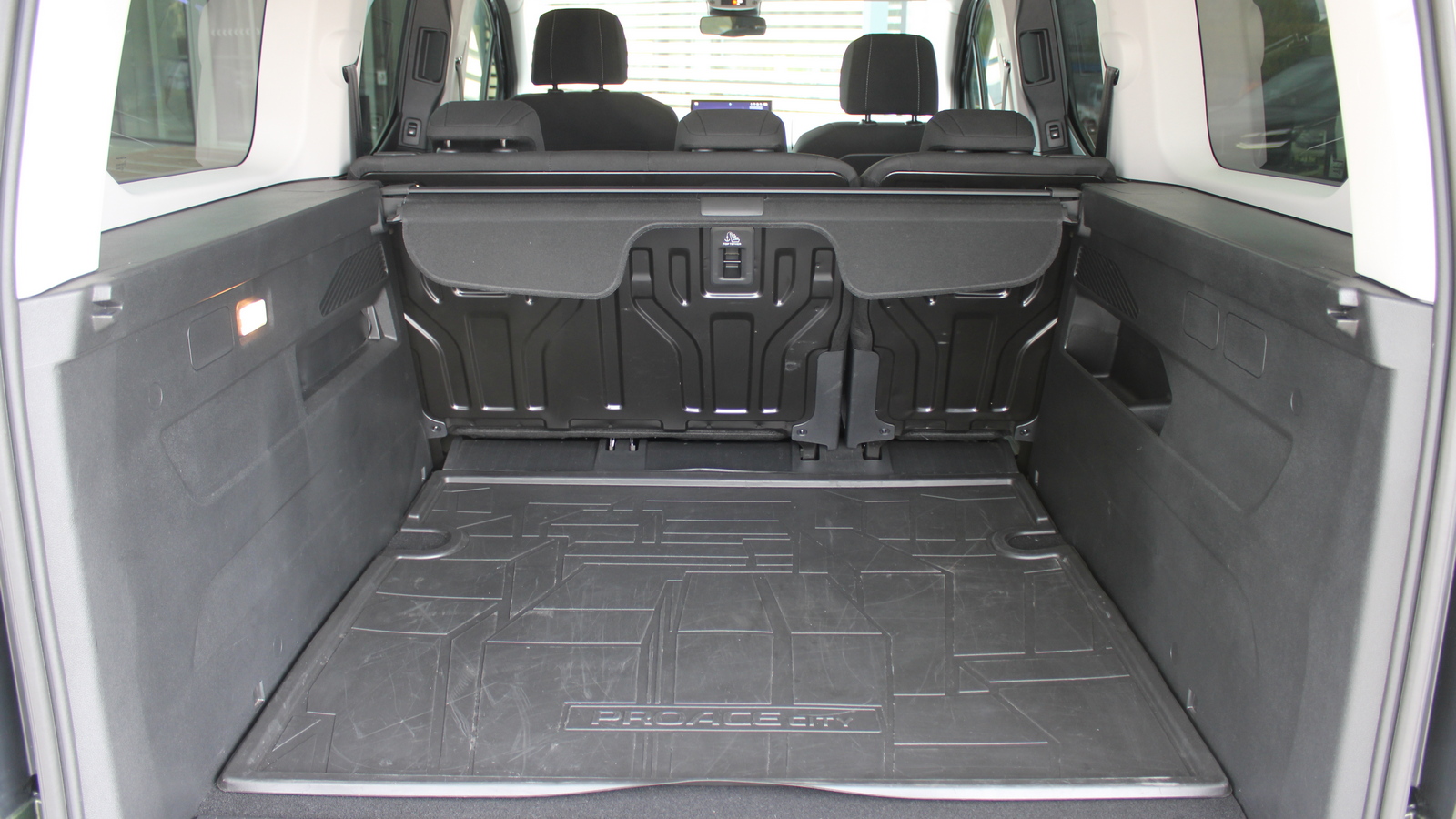 Toyota PROACE CITY VERSO 2025 року з пробігом 14571 км, Універсал, Тойота Центр Черкаси "Мотор Сіті", м.Черкаси - 1395000 ГРН | Фото № 10