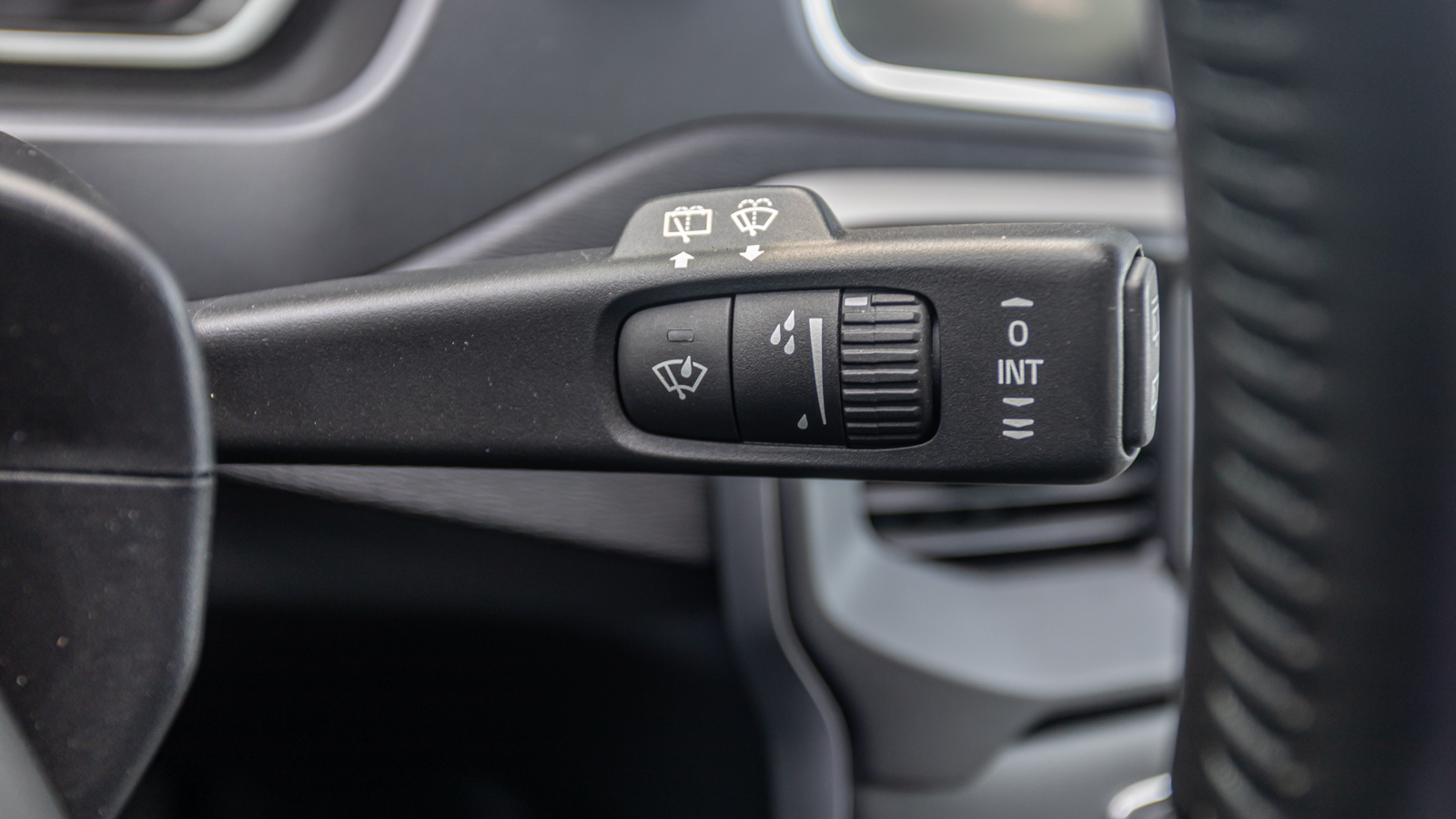 Інші авто VOLVO V40 2017 року з пробігом 118745 км, Хетчбек, Тойота Центр Дніпро "Алмаз Мотор" на Запорізькому шосе, м.Дніпро - 815000 ГРН | Фото № 25