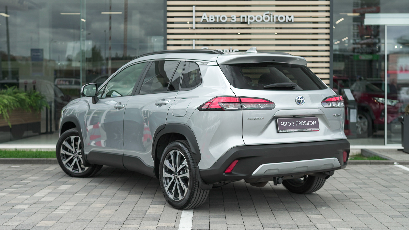 Toyota COROLLA CROSS 2023 року з пробігом 26107 км, Універсал, Тойота Центр Львів "Діамант", м.Львів - 1587600 ГРН | Фото № 2