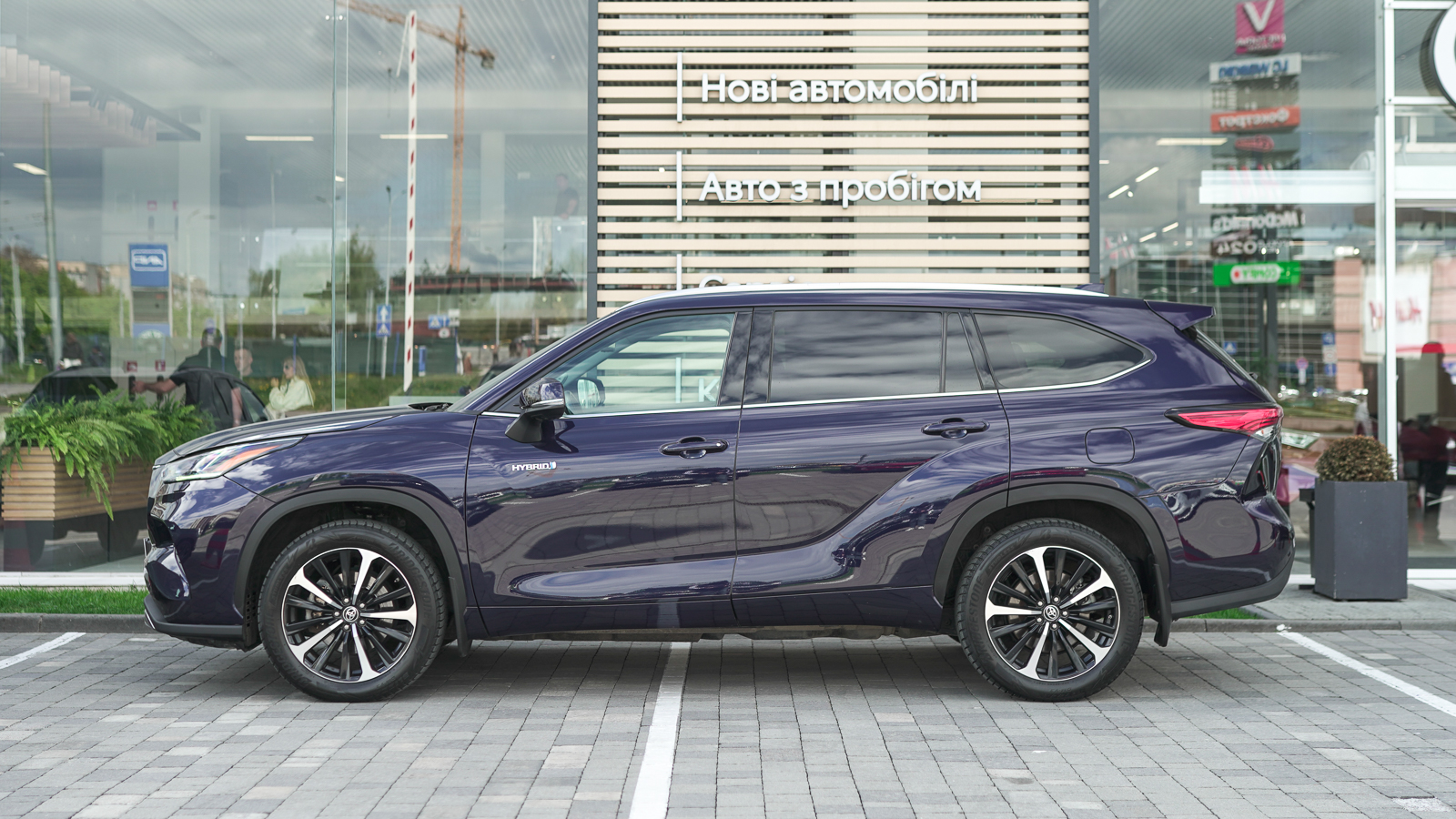 Toyota HIGHLANDER 2021 року з пробігом 89376 км, Універсал, Тойота Центр Львів "Діамант", м.Львів - 2182950 ГРН | Фото № 3