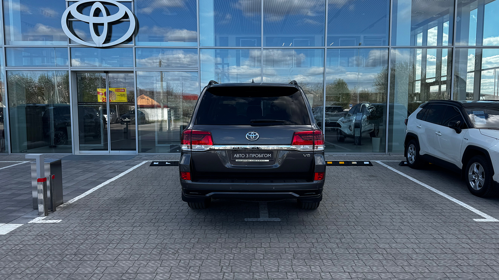 Toyota LAND CRUISER 2018 року з пробігом 213907 км, Універсал, Тойота Центр Рівне "Агат Авто", м.Рівне - 2102400 ГРН | Фото № 4