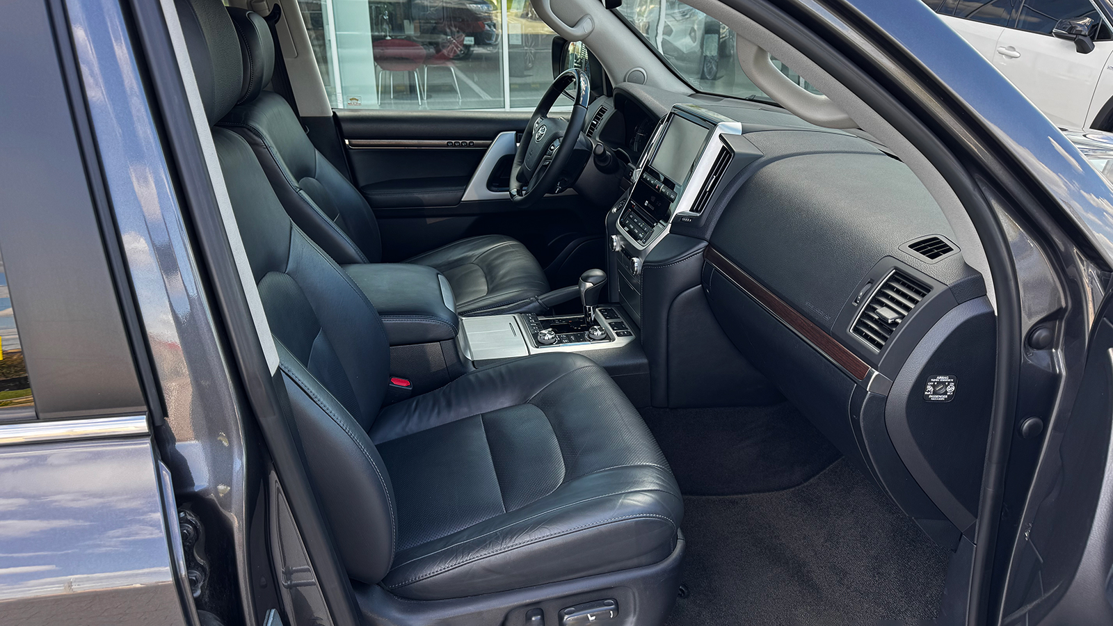 Toyota LAND CRUISER 2018 року з пробігом 213907 км, Універсал, Тойота Центр Рівне "Агат Авто", м.Рівне - 2102400 ГРН | Фото № 6