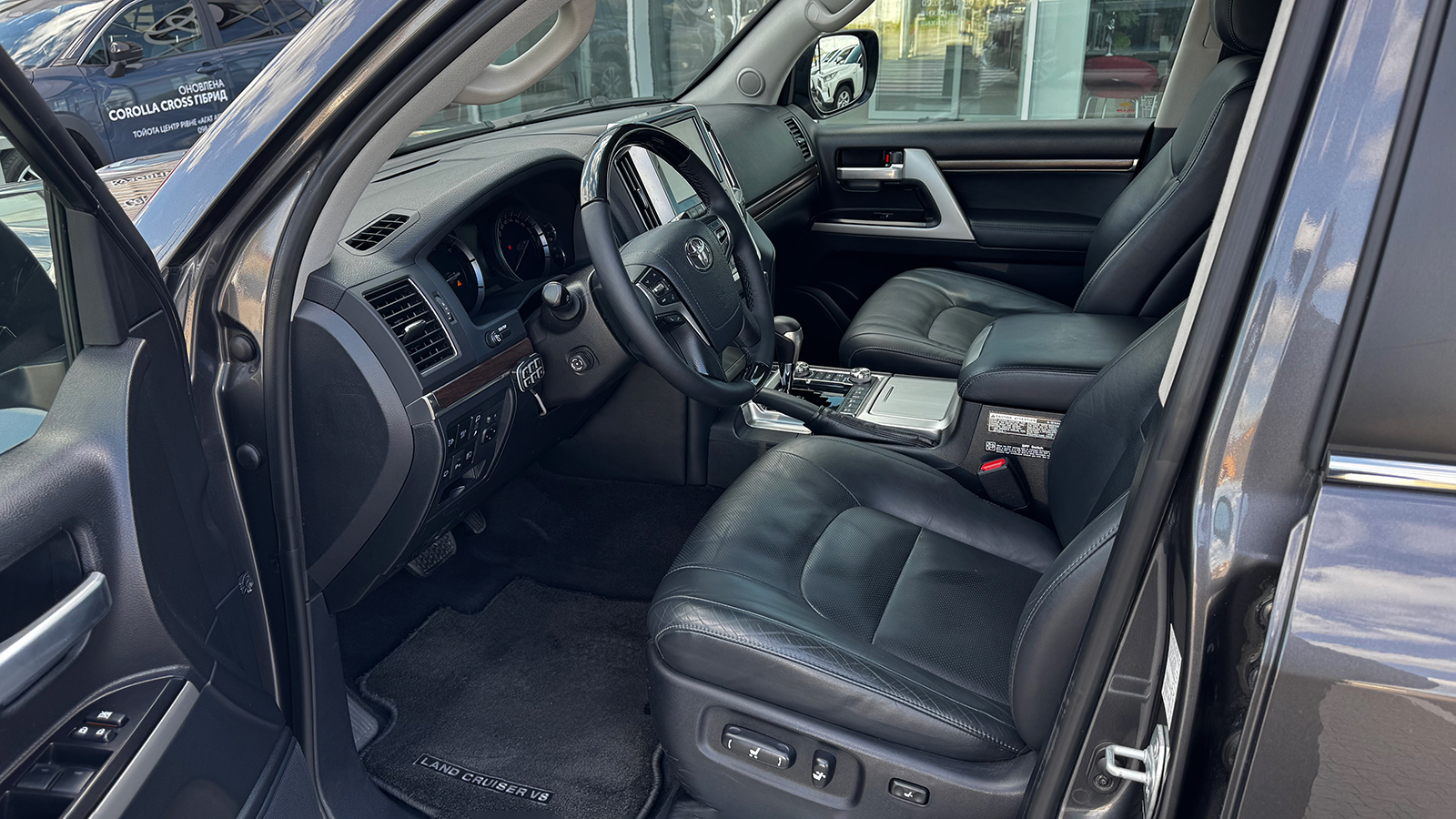 Toyota LAND CRUISER 2018 року з пробігом 213907 км, Універсал, Тойота Центр Рівне "Агат Авто", м.Рівне - 2102400 ГРН | Фото № 12