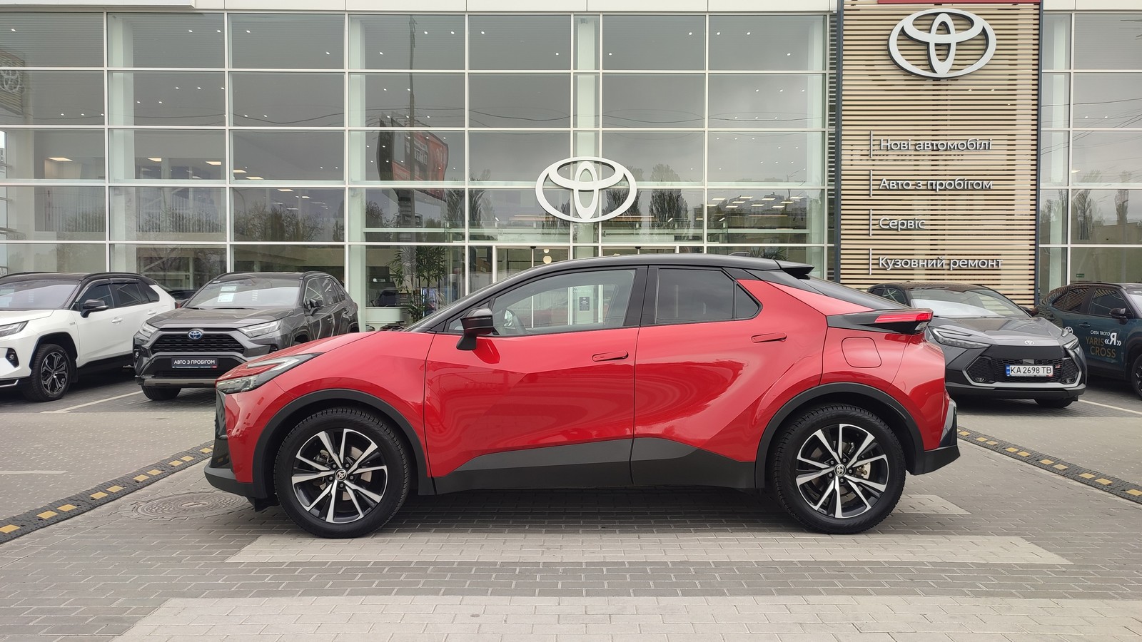 Toyota C-HR 2023 року з пробігом 64327 км, Хетчбек, Тойота Центр Київ "ВіДі Автострада", м.Київ - 1448000 ГРН | Фото № 3
