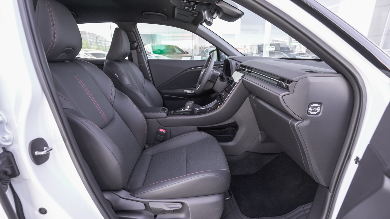 Lexus LBX 2025 року з пробігом 1190 км, Універсал, Лексус Львів, м.Львів - 1697850 ГРН | Фото № 6