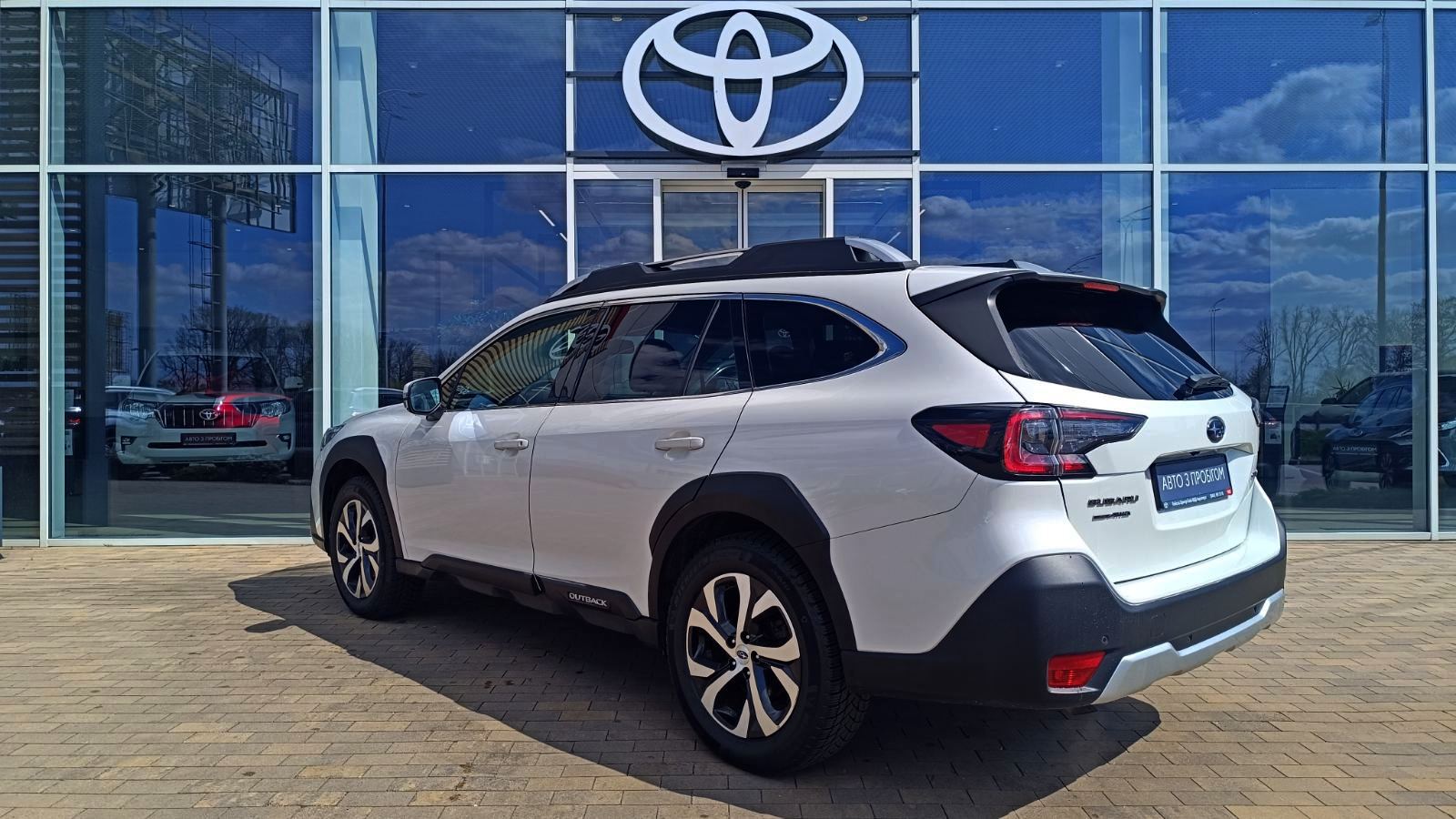 Інші авто SUBARU OUTBACK 2022 року з пробігом 124513 км, Універсал, Тойота Центр Київ «ВІДІ Аеропорт», м.Київ - 1390000 ГРН | Фото № 2