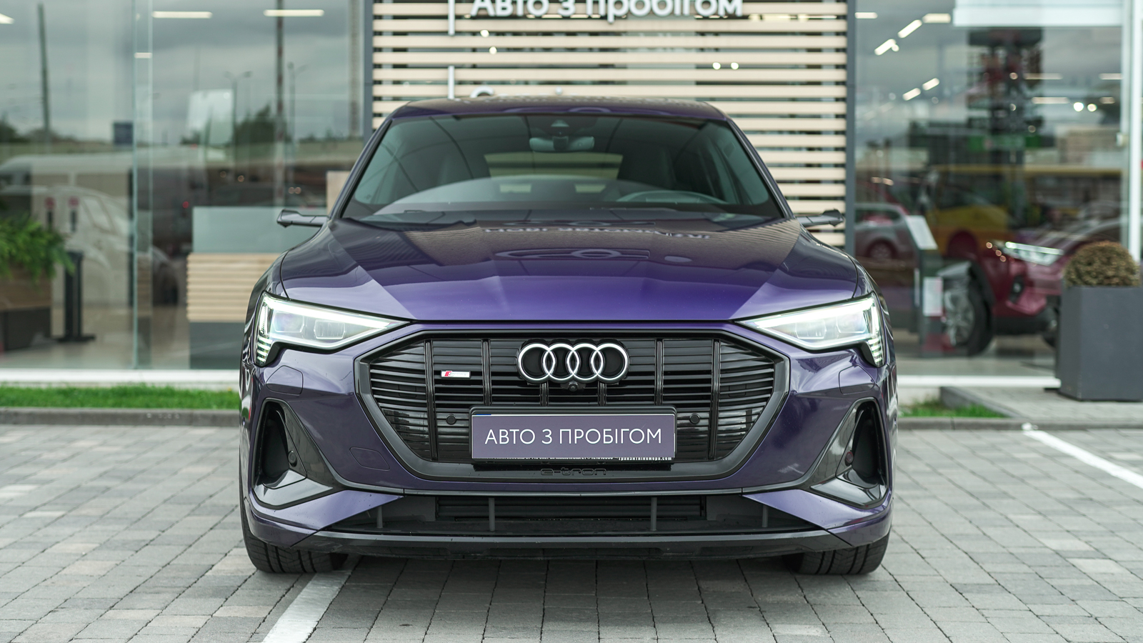 Інші авто AUDI E-TRON 2020 року, Хетчбек, Тойота Центр Львів "Діамант", м.Львів | Фото № 5 Інші авто AUDI E-TRON 2020 року з пробігом 71522 км, Хетчбек, Тойота Центр Львів "Діамант", м.Львів - 1653750 ГРН | Фото № 5
