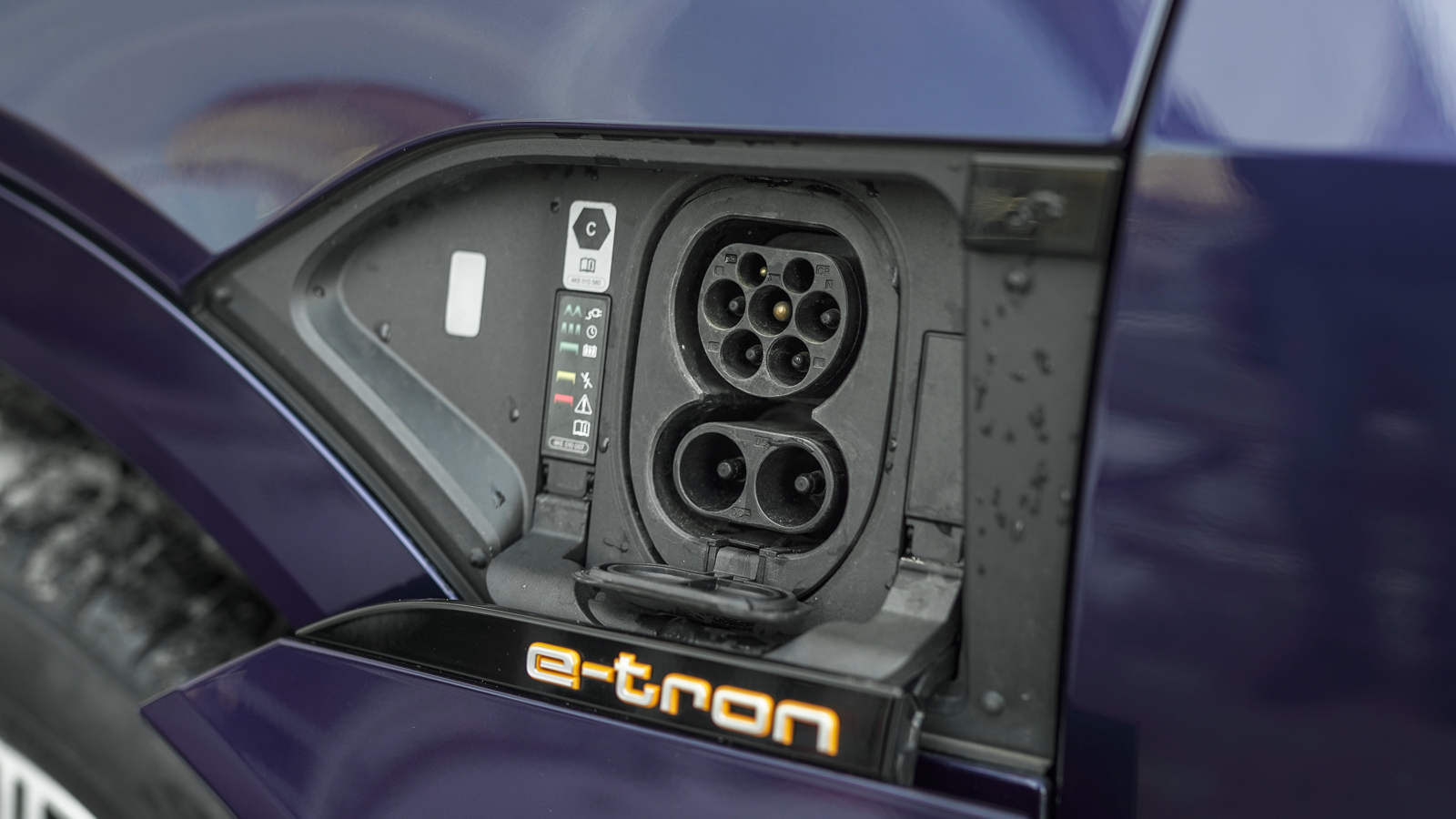 Інші авто AUDI E-TRON 2020 року, Хетчбек, Тойота Центр Львів "Діамант", м.Львів | Фото № 15 Інші авто AUDI E-TRON 2020 року з пробігом 71522 км, Хетчбек, Тойота Центр Львів "Діамант", м.Львів - 1653750 ГРН | Фото № 15