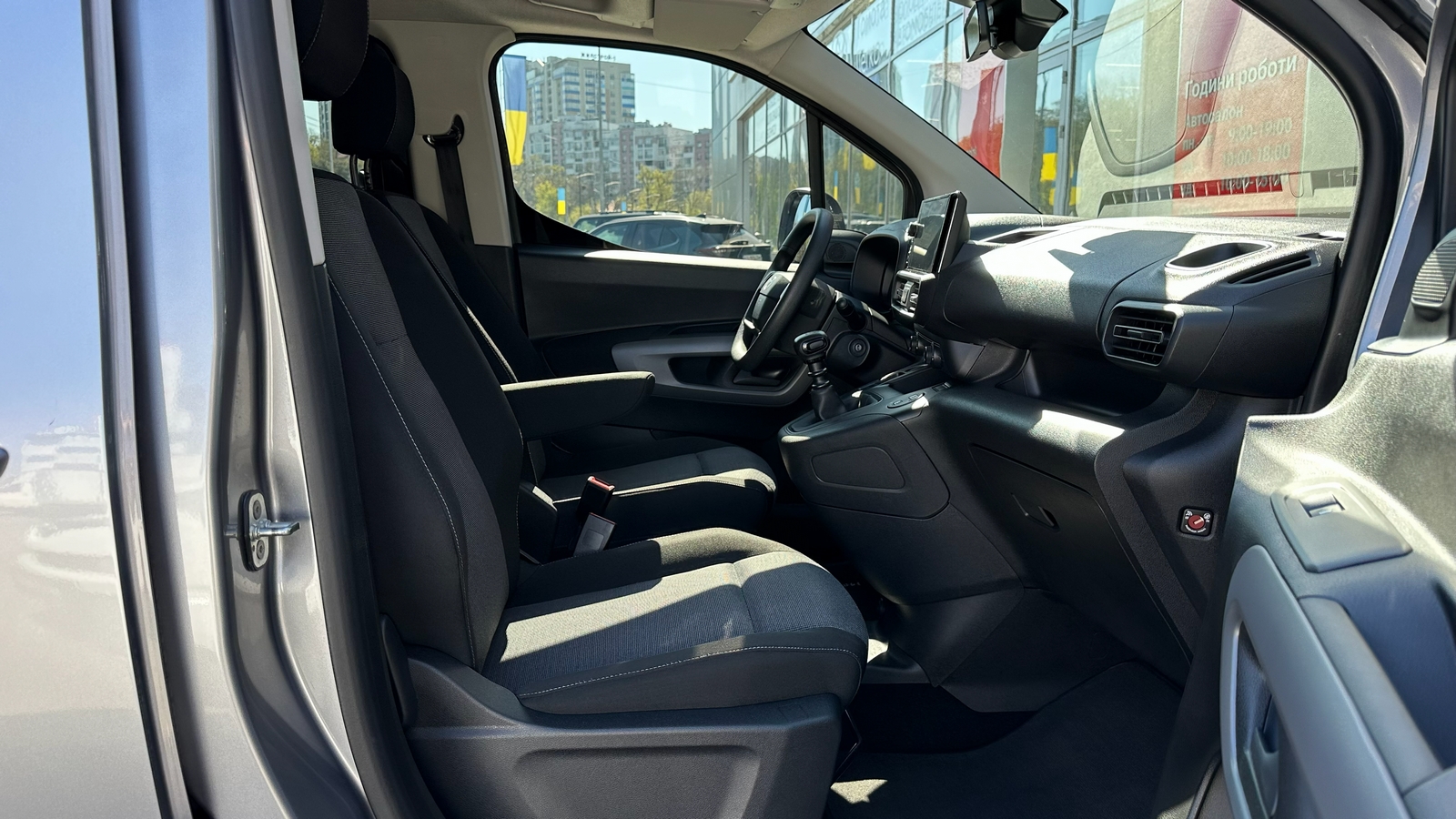 Toyota PROACE CITY VERSO 2024 року з пробігом 26684 км, Універсал, Тойота Центр Харків "Артсіті", м.Харків - 1100000 ГРН | Фото № 6