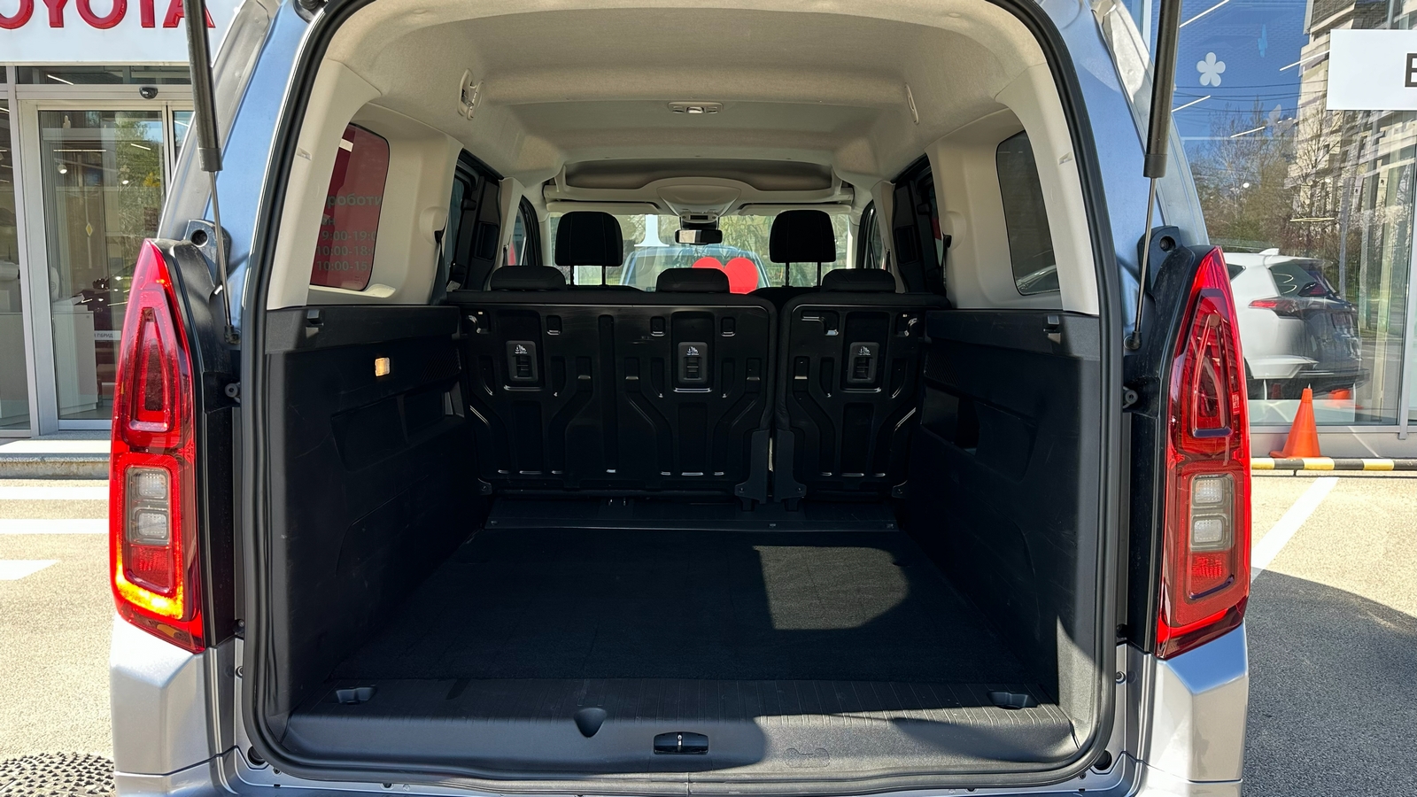 Toyota PROACE CITY VERSO 2024 року з пробігом 26684 км, Універсал, Тойота Центр Харків "Артсіті", м.Харків - 1100000 ГРН | Фото № 10