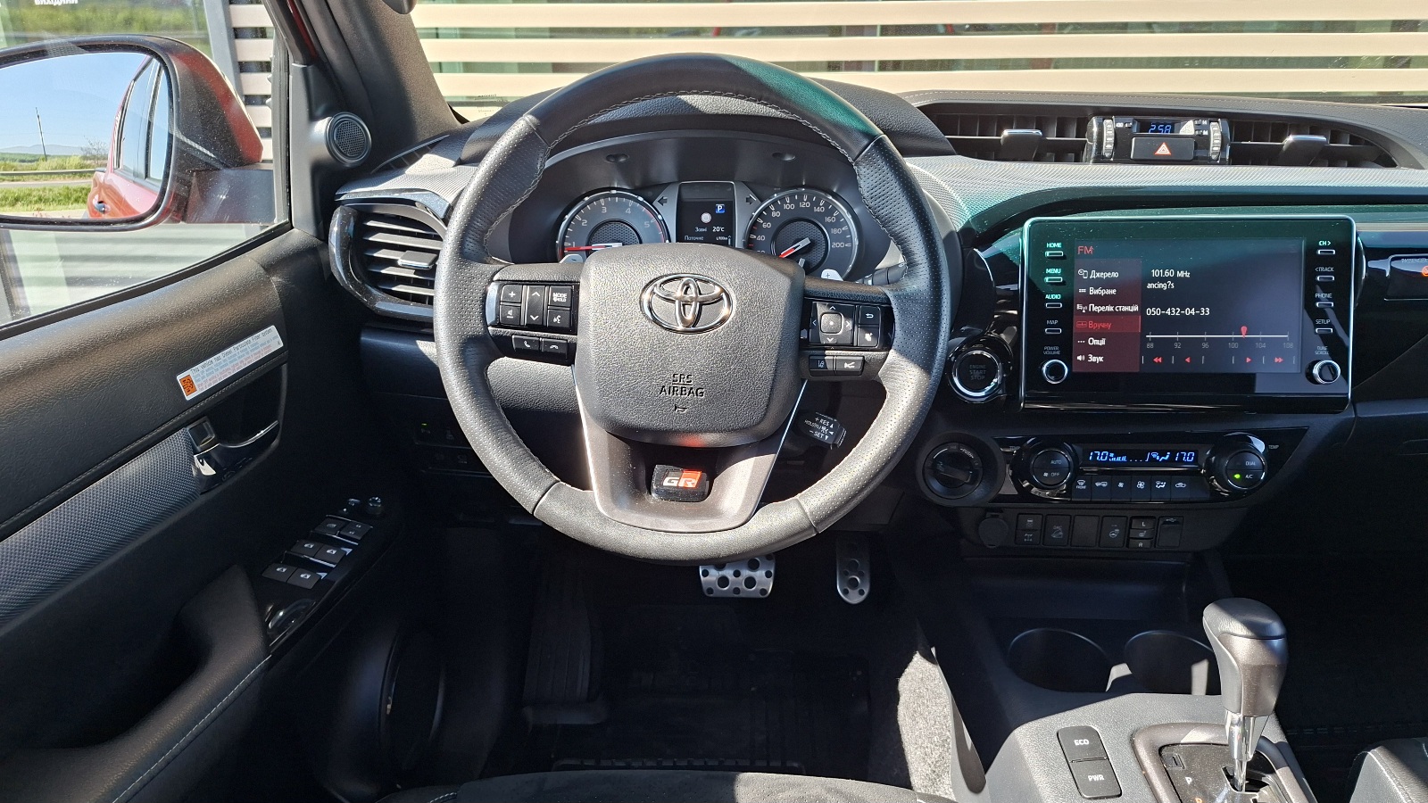 Toyota HILUX 2023 року з пробігом 14030 км, Пікап, Тойота Центр Ужгород "Карат Мотор", м.Ужгород - 2300880 ГРН | Фото № 9