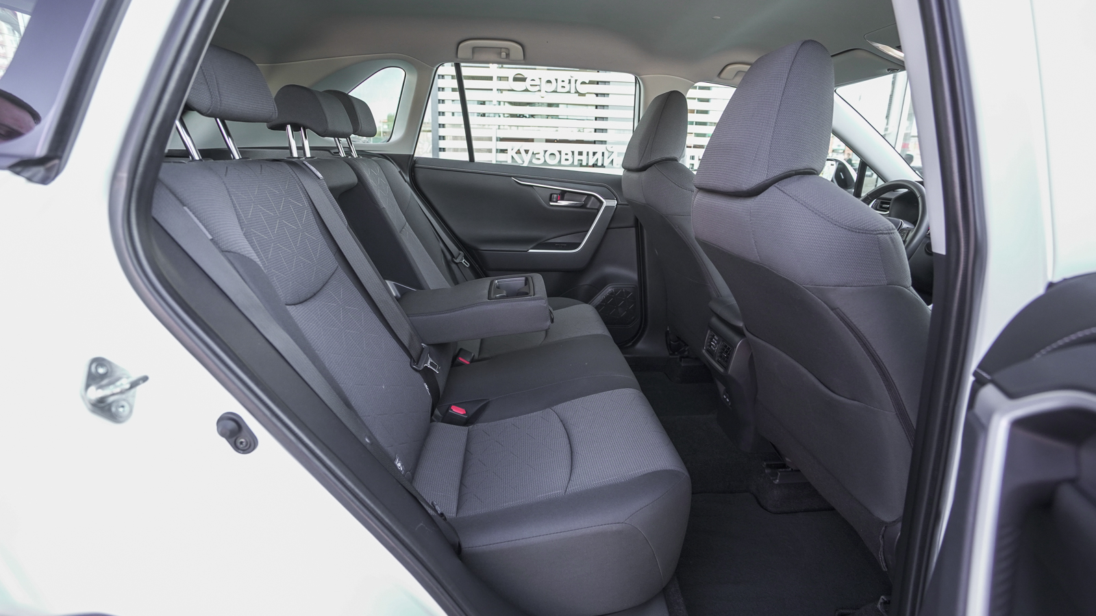 Toyota RAV4 2022 року з пробігом 45243 км, Універсал, Тойота Центр Львів "Діамант", м.Львів - 1323000 ГРН | Фото № 6