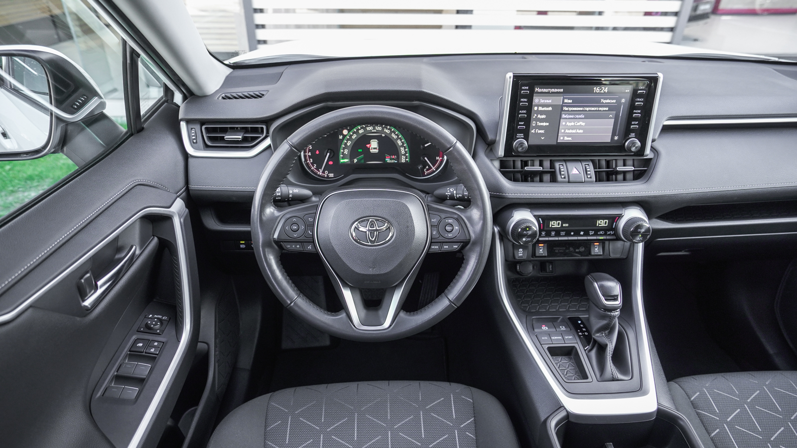 Toyota RAV4 2022 року з пробігом 45243 км, Універсал, Тойота Центр Львів "Діамант", м.Львів - 1323000 ГРН | Фото № 9