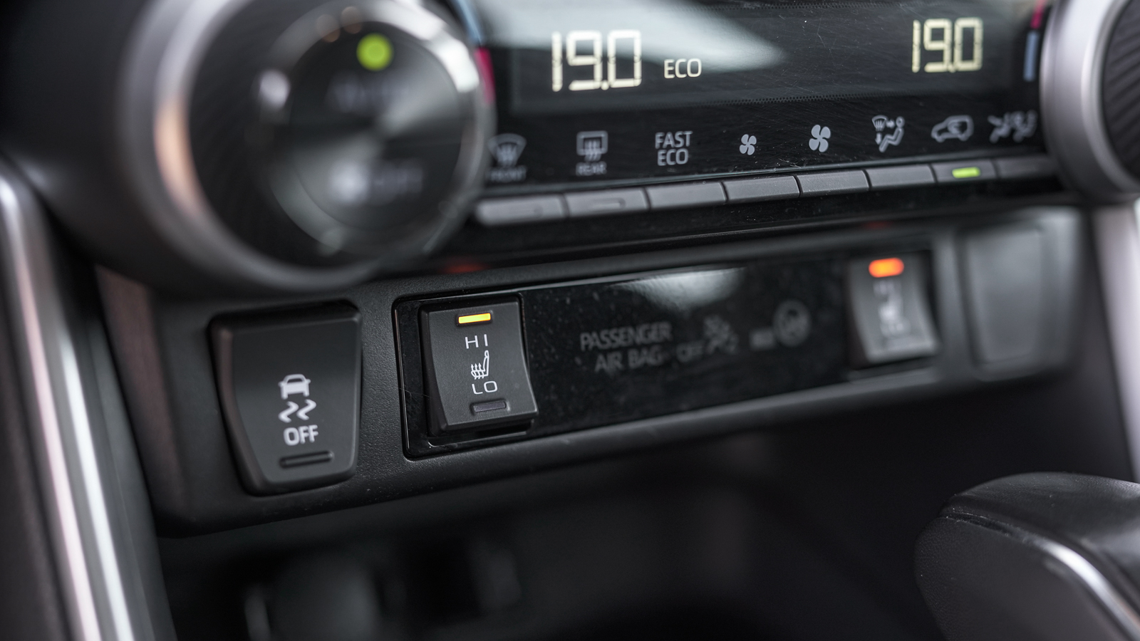 Toyota RAV4 2022 року з пробігом 45243 км, Універсал, Тойота Центр Львів "Діамант", м.Львів - 1323000 ГРН | Фото № 25