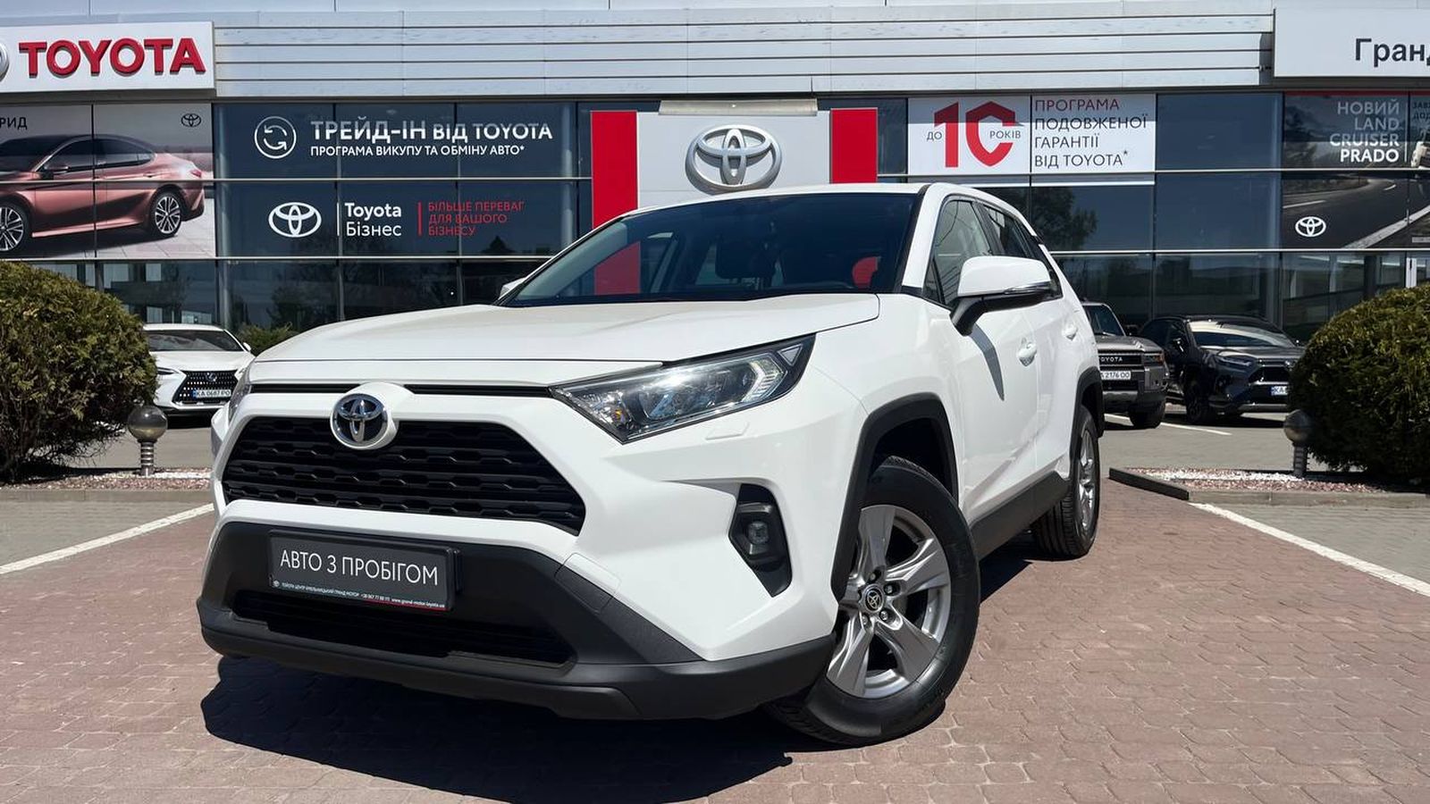 Toyota RAV4 2022 року з пробігом 60704 км, Універсал, Тойота Центр Хмельницький "Гранд Мотор", м.Хмельницький - 1152000 ГРН | Фото № 1