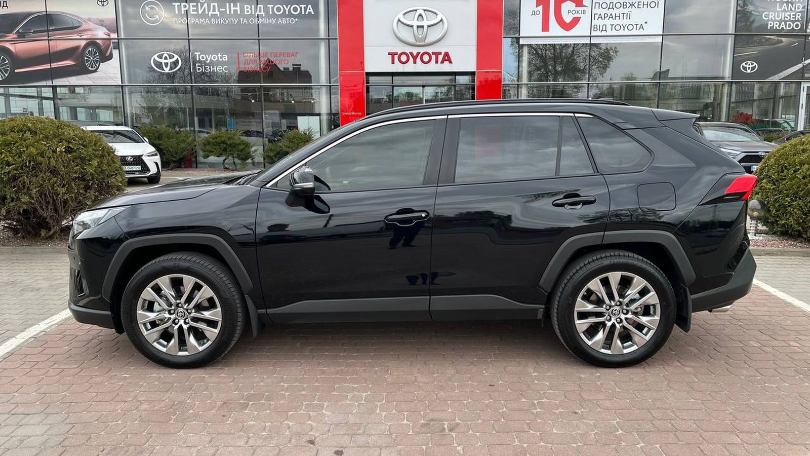 Toyota RAV4 2024 року з пробігом 7243 км, Універсал, Тойота Центр Хмельницький "Гранд Мотор", м.Хмельницький - 2085000 ГРН | Фото № 3