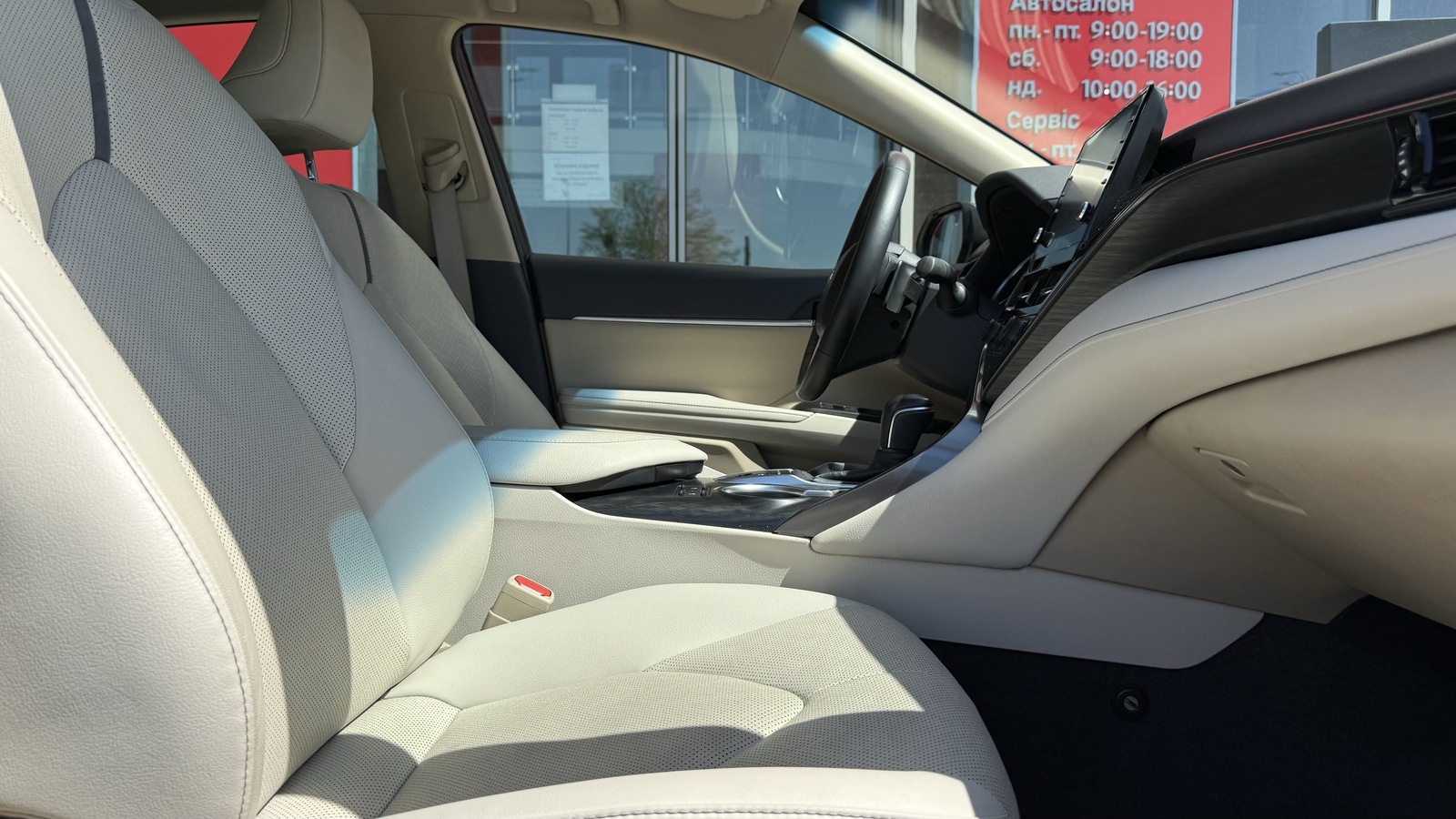 Toyota CAMRY 2024 року з пробігом 61883 км, Седан, Тойота Центр Вінниця "Преміум Мотор", м.Вінниця - 1650000 ГРН | Фото № 6