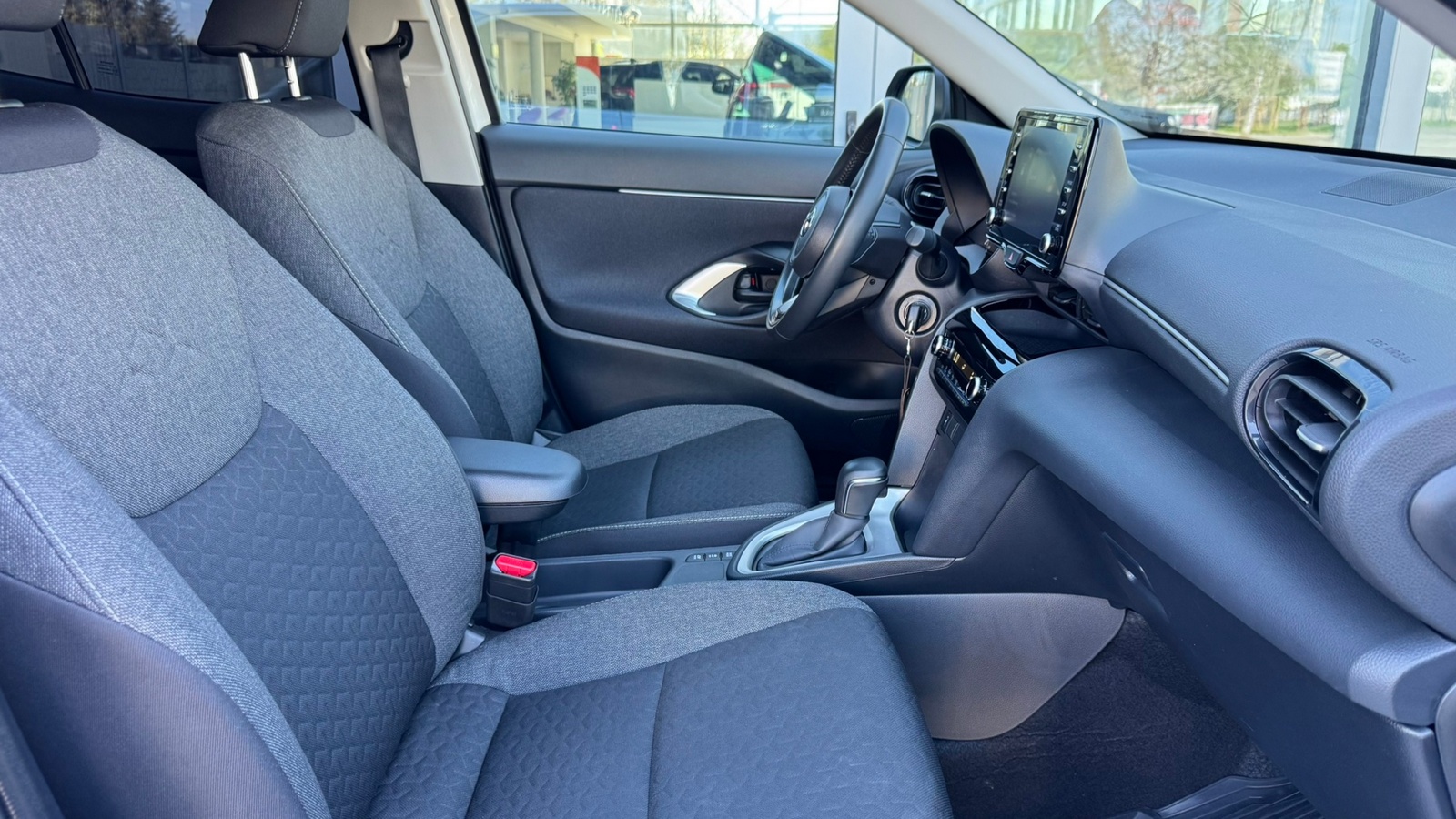 Toyota YARIS CROSS 2023 року з пробігом 38163 км, Хетчбек, Тойота Центр Івано-Франківськ "Класик-Авто", м.Івано-Франківськ - 1005100 ГРН | Фото № 6