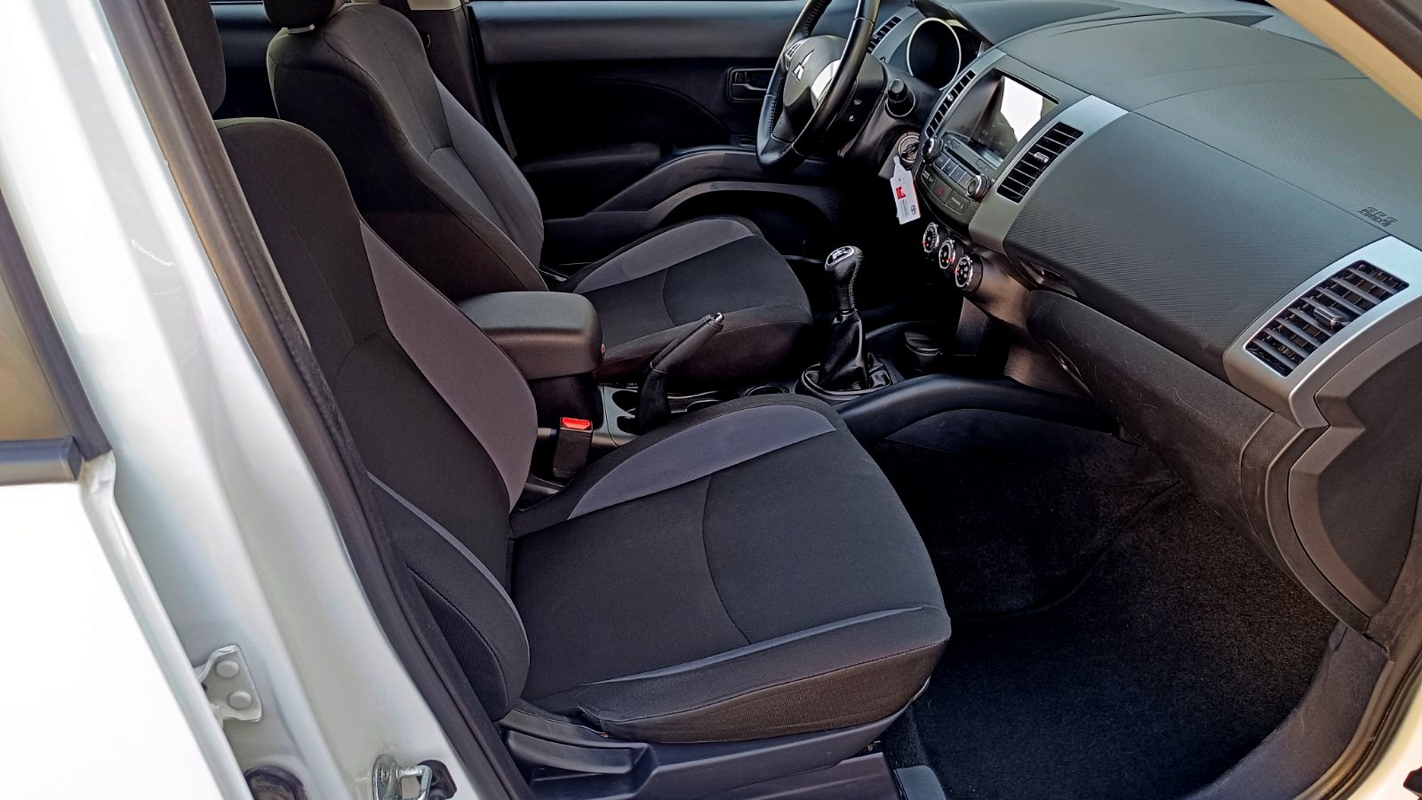 Інші авто MITSUBISHI OUTLANDER 2012 року з пробігом 144484 км, Універсал, Тойота Центр Київ «ВІДІ Аеропорт», м.Київ - 470000 ГРН | Фото № 6