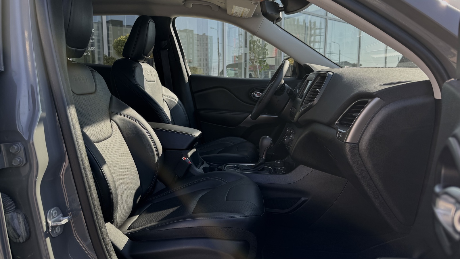 Інші авто JEEP CHEROKEE 2021 року з пробігом 52093 км, Універсал, Тойота Центр Чернігів "Соллі-Плюс", м.Чернігів - 1030000 ГРН | Фото № 6
