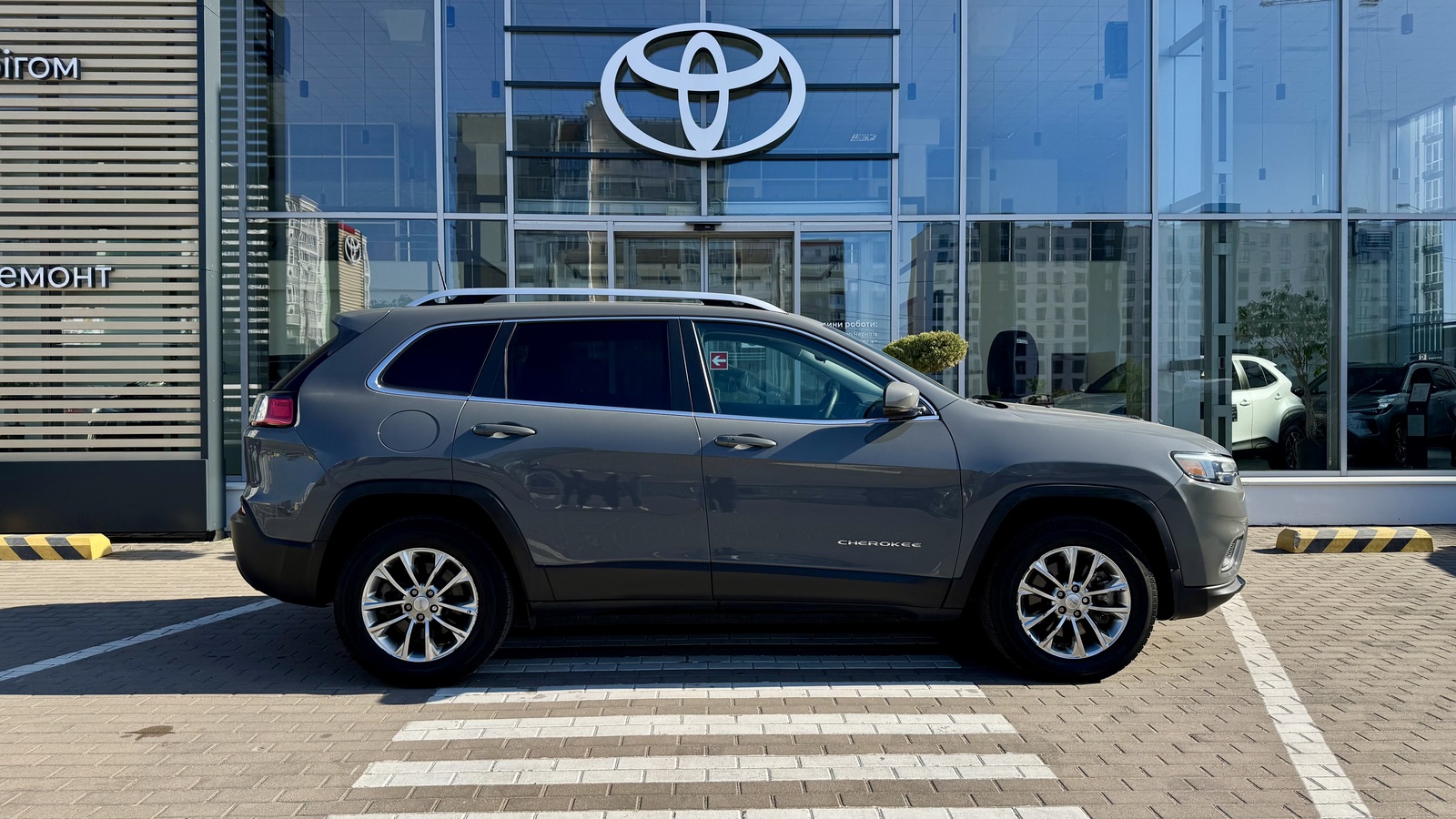 Інші авто JEEP CHEROKEE 2021 року з пробігом 52093 км, Універсал, Тойота Центр Чернігів "Соллі-Плюс", м.Чернігів - 1030000 ГРН | Фото № 16