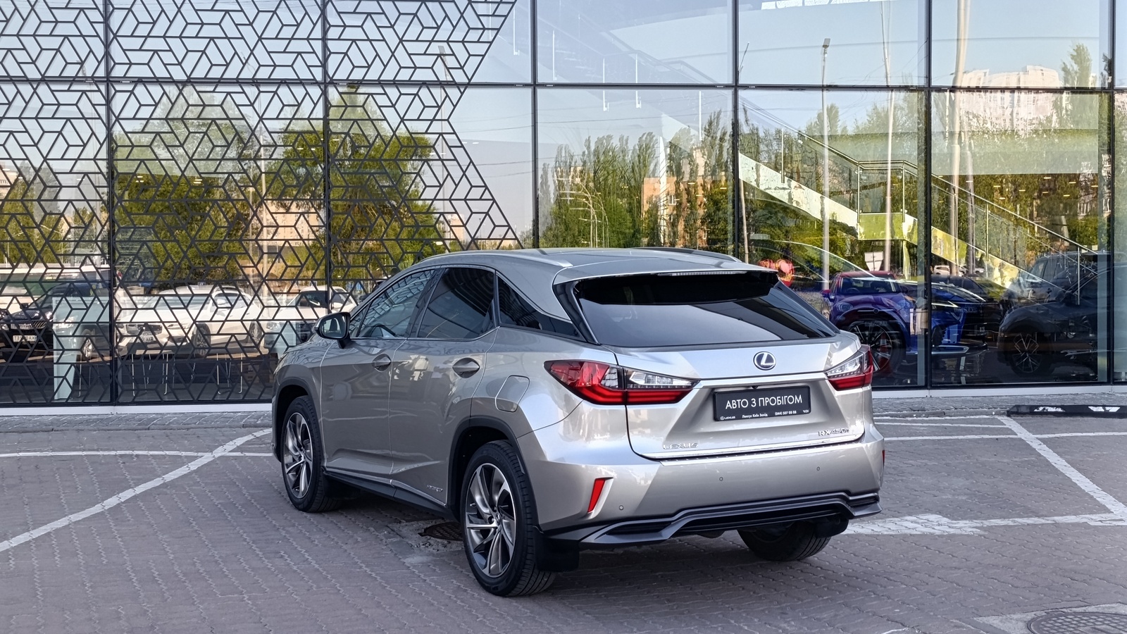 Lexus RX 450h 2019 року з пробігом 61800 км, Універсал, Лексус Київ Захід, м.Київ - 2152000 ГРН | Фото № 2