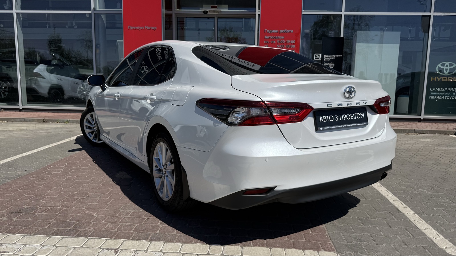 Toyota CAMRY 2024 року з пробігом 36622 км, Седан, Тойота Центр Вінниця "Преміум Мотор", м.Вінниця - 1340000 ГРН | Фото № 2